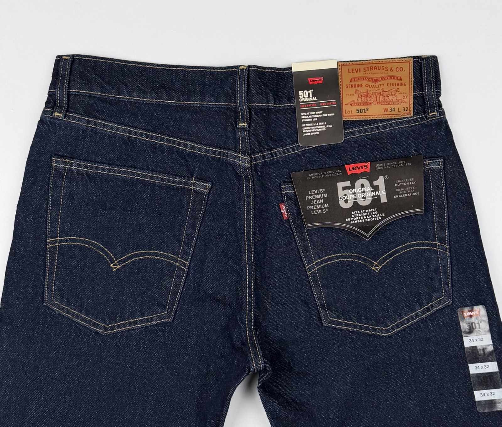 Levi’s Premium 501 Original STRAIGHT LEG Jeans Men 34×32- Blue 00501-1484 NWT