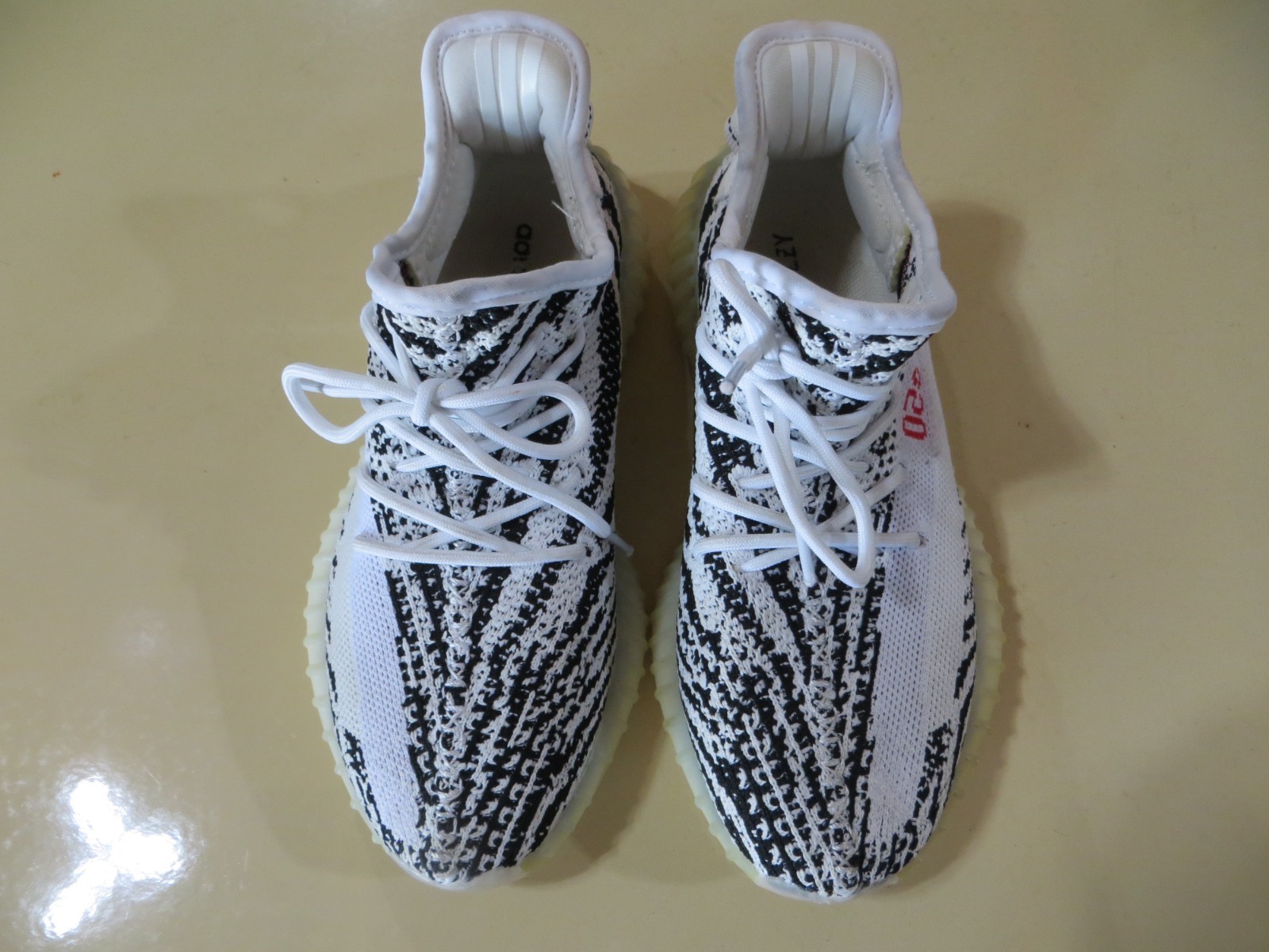 Size 6.5 – adidas Yeezy Boost 350 V2 Low Zebra