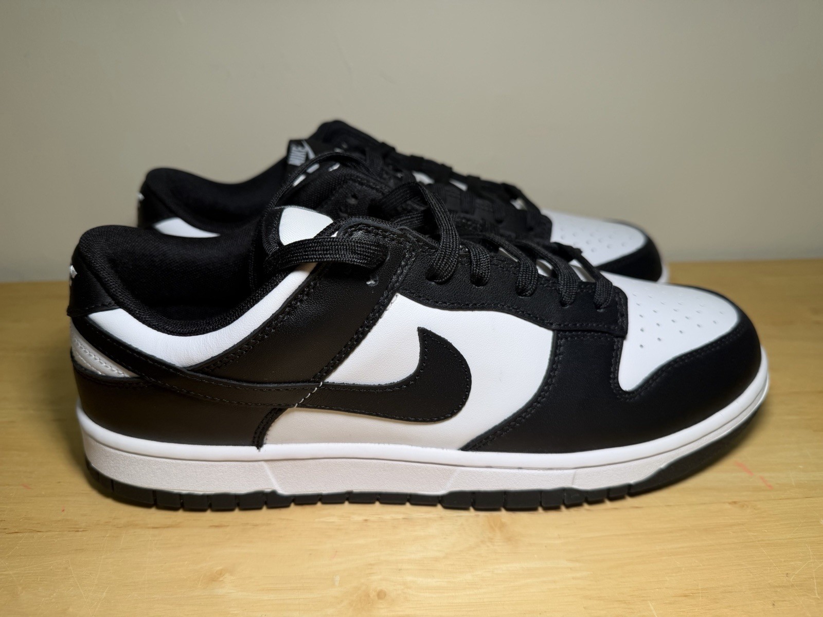 Nike Dunk Low Retro DD1391-100 – Size 11.5 – White Black Panda Shoes