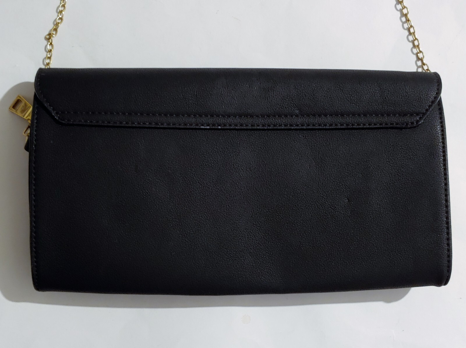 Shoulder Bag Black Faux Leather ( Snap As Shown ) Chain Strap – 12 in x 6 1/4 in