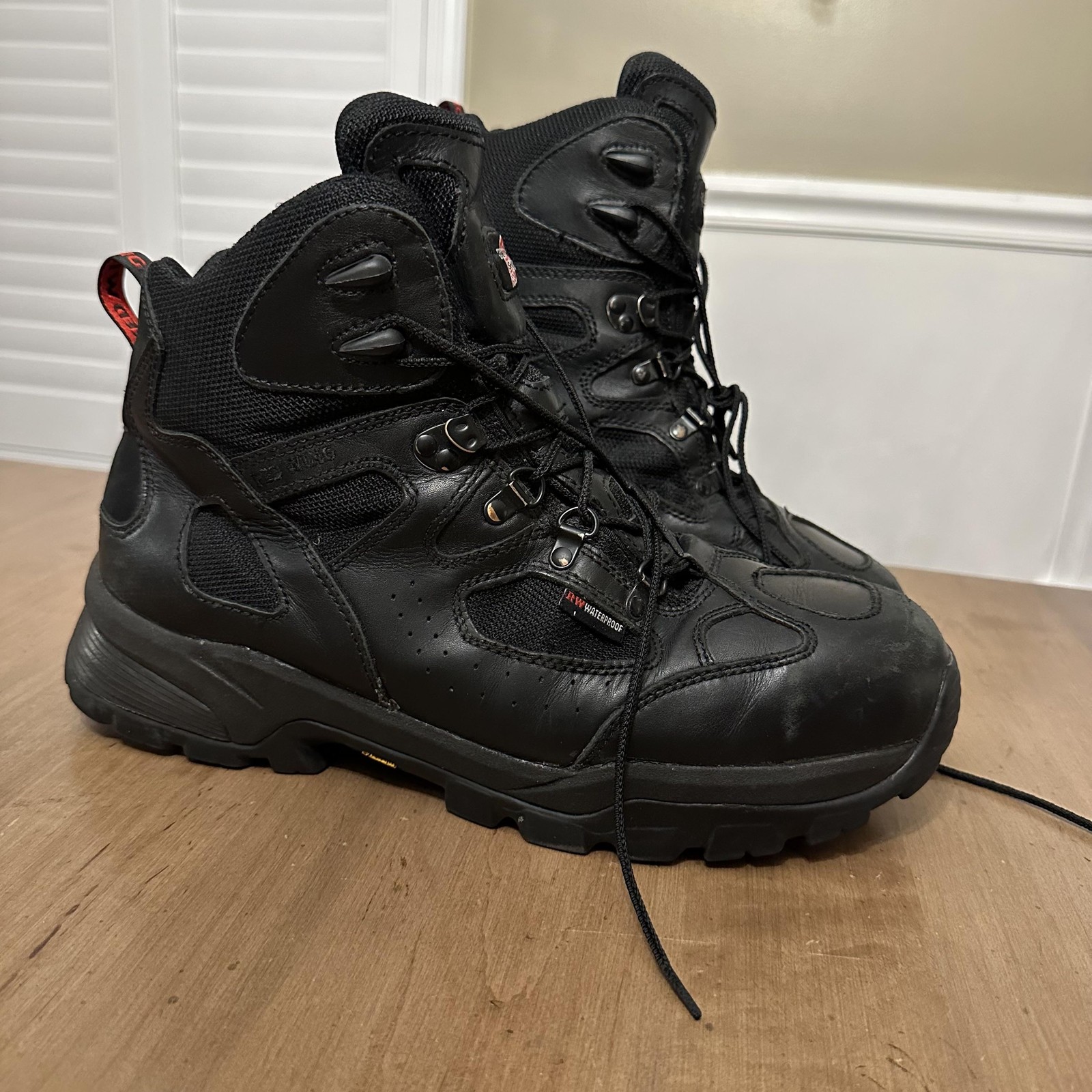Red Wing Boots Mens Size 11.5 6690 Waterproof Vibram EH Oil Slip Resistant Shoes