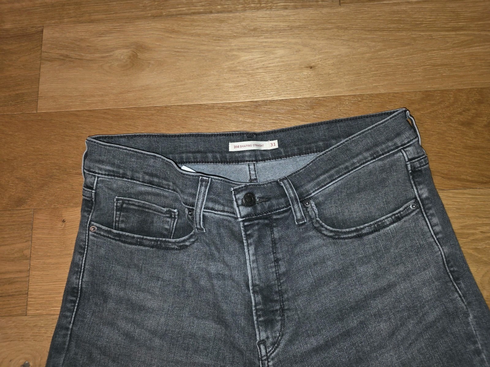 Levis 314 Shaping Straight Sz 31 Weathered Black Stretch Denim Jeans Women’s