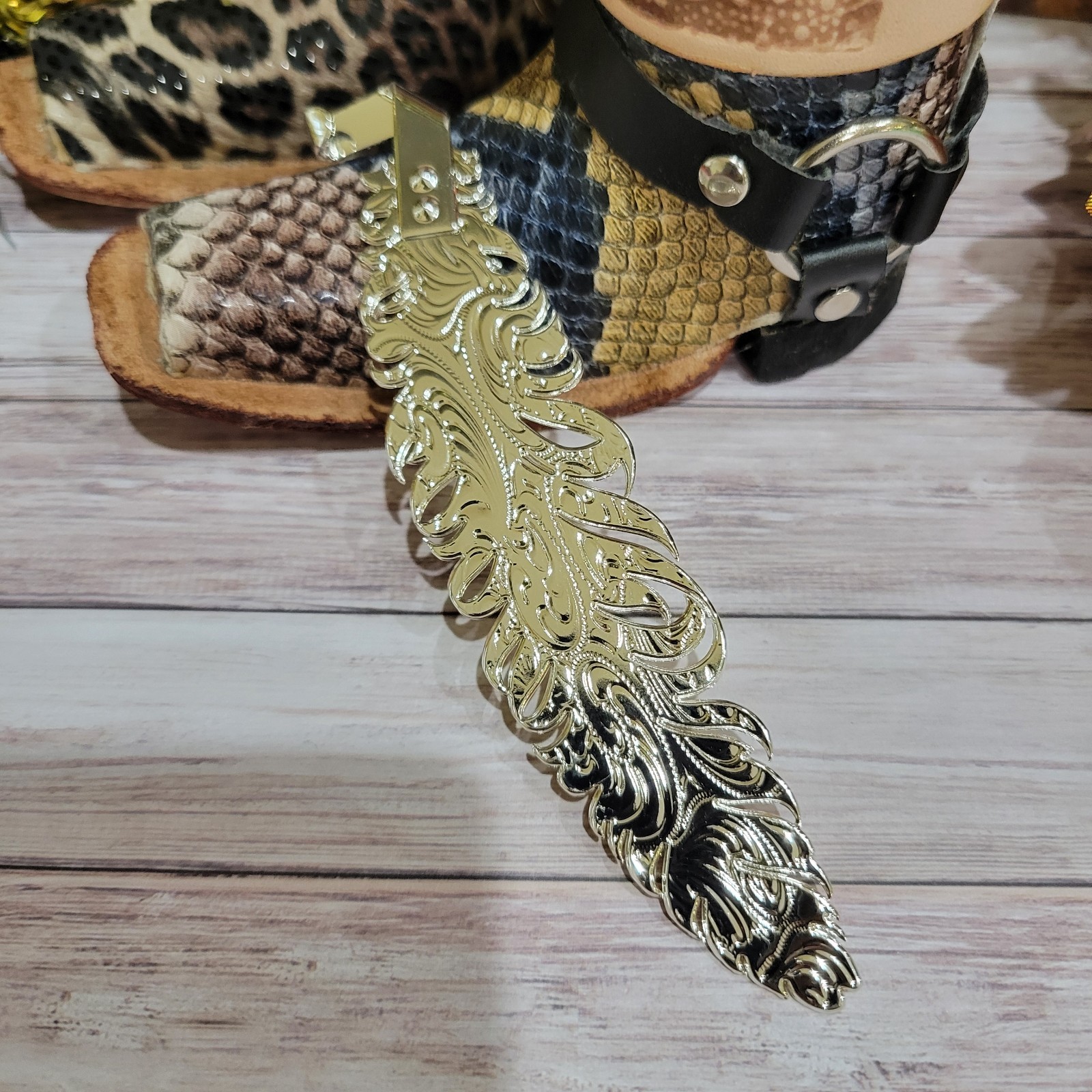 Silver Gold Hat Feather for Cowboy Hat Two Tone Pluma Gift Item