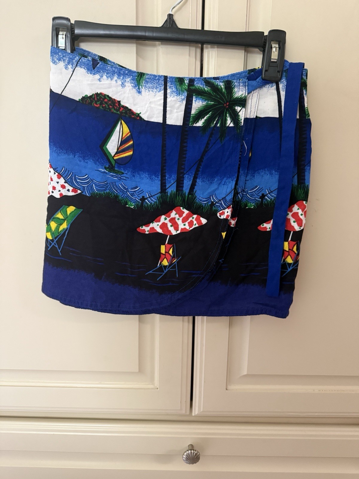 UNO Beach Theme Tropical Hawaiian Sarong One Size