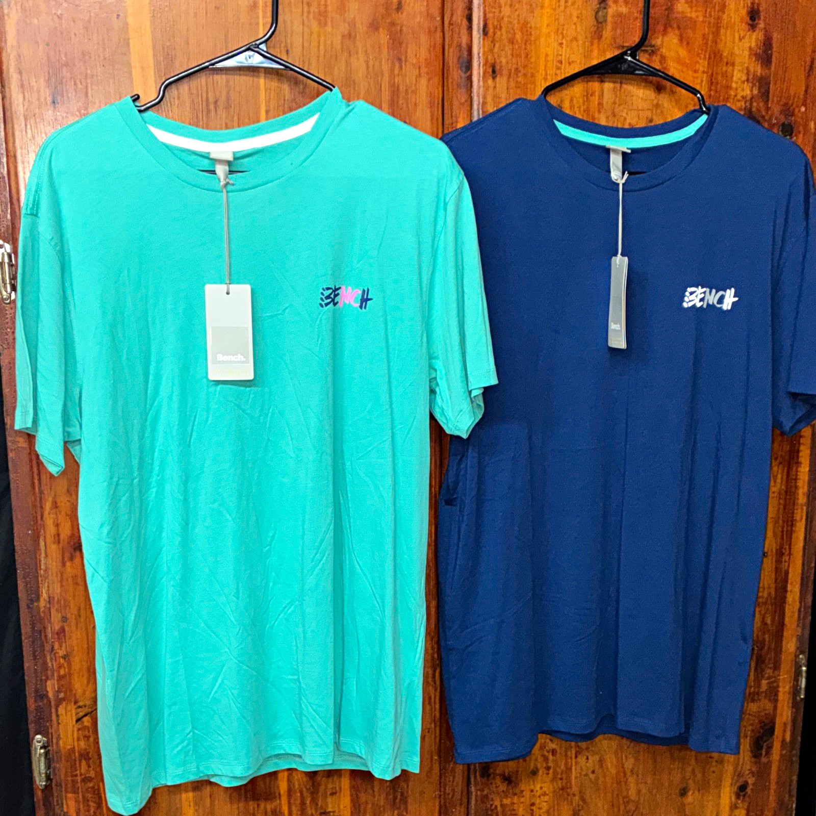 2 Bench Men’s Sz. S Crew Neck Short Sleeve Graphic Logo Tee Blue & Green NWT