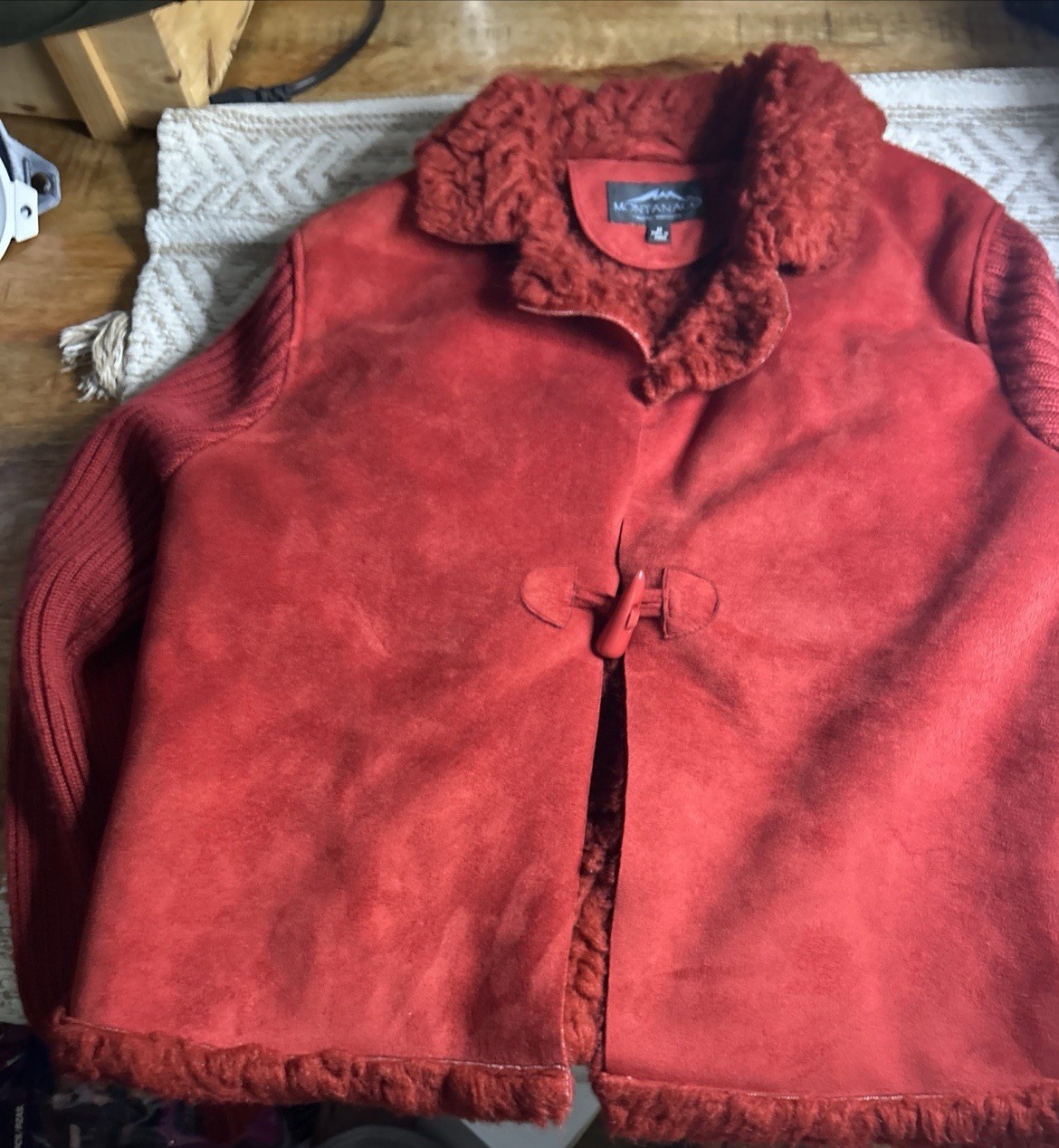 Montanaco Women’s Red Jacket Size M Faux Fur Trim Lined Collared Toggle