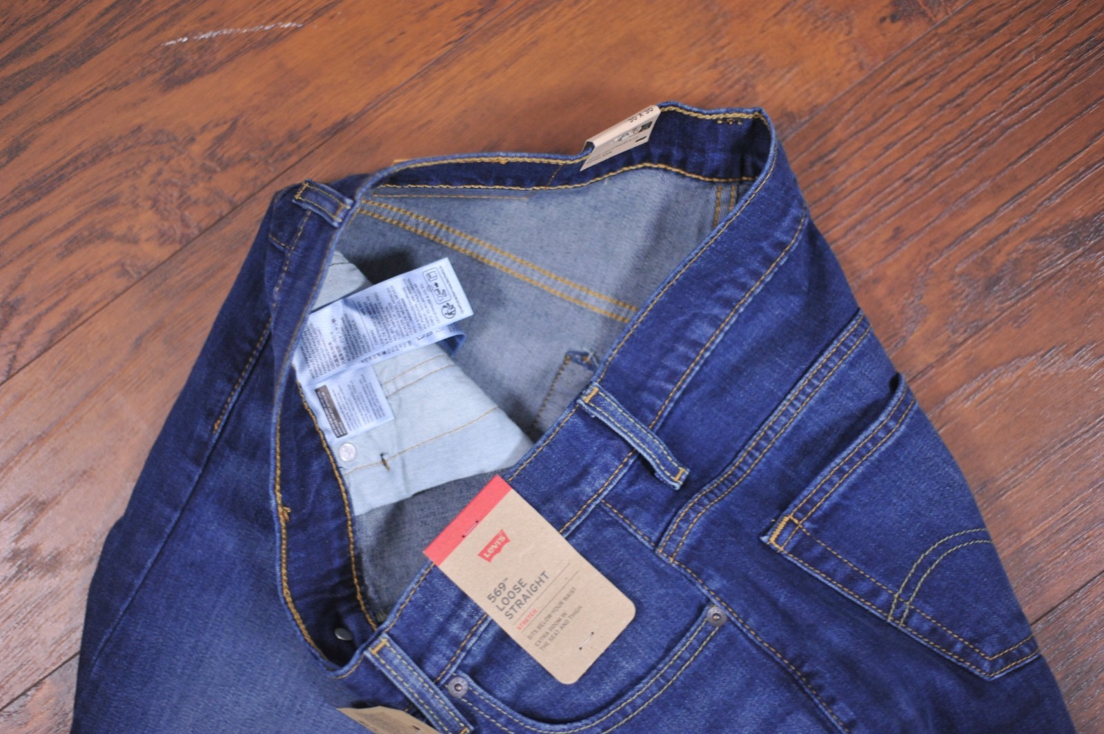 NWT Levi’s 569 Loose Straight Jeans Men’s 30×30