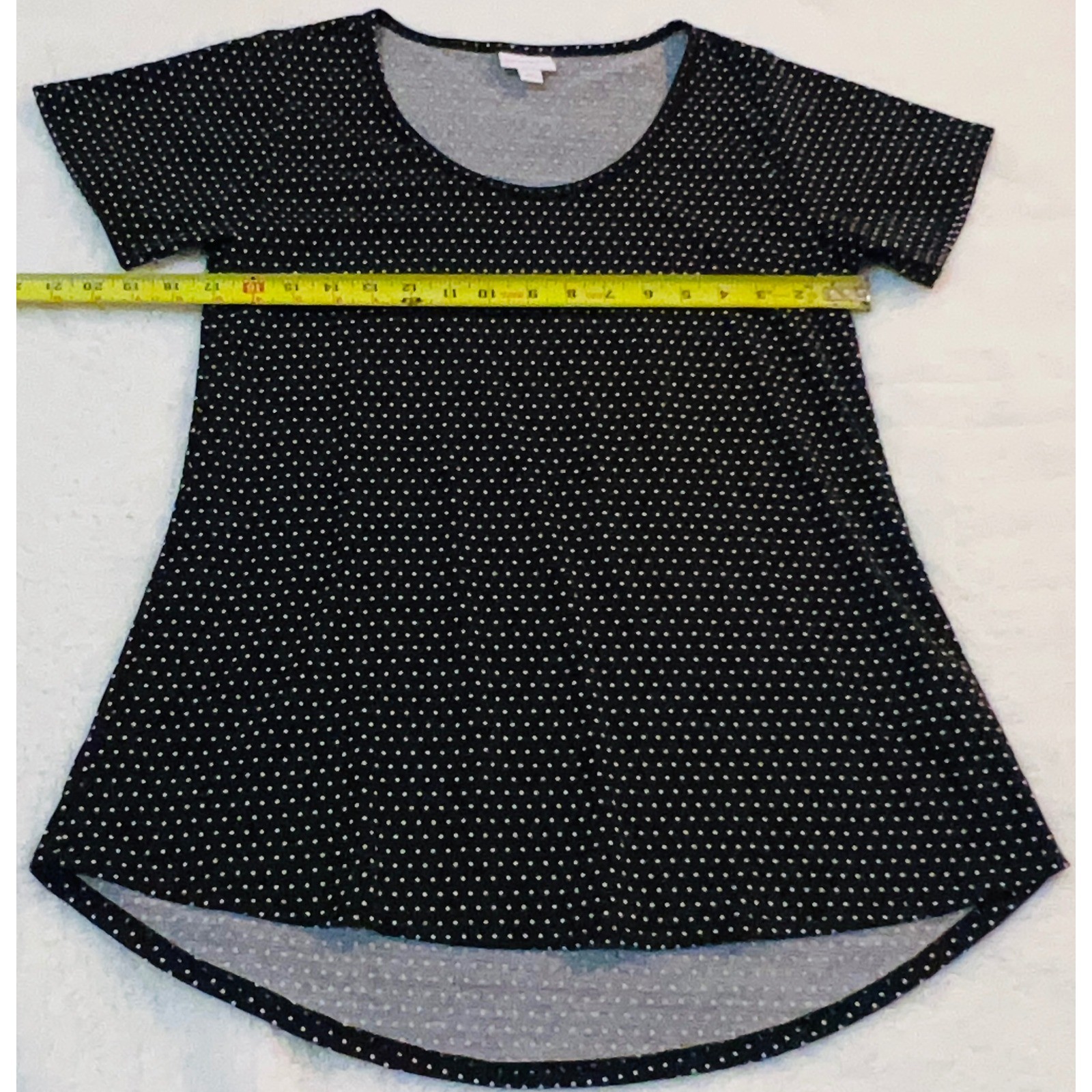 LuLaRoe Perfect TShirt Womens XS Black White Polka Dot High Low Short Sleeve Top