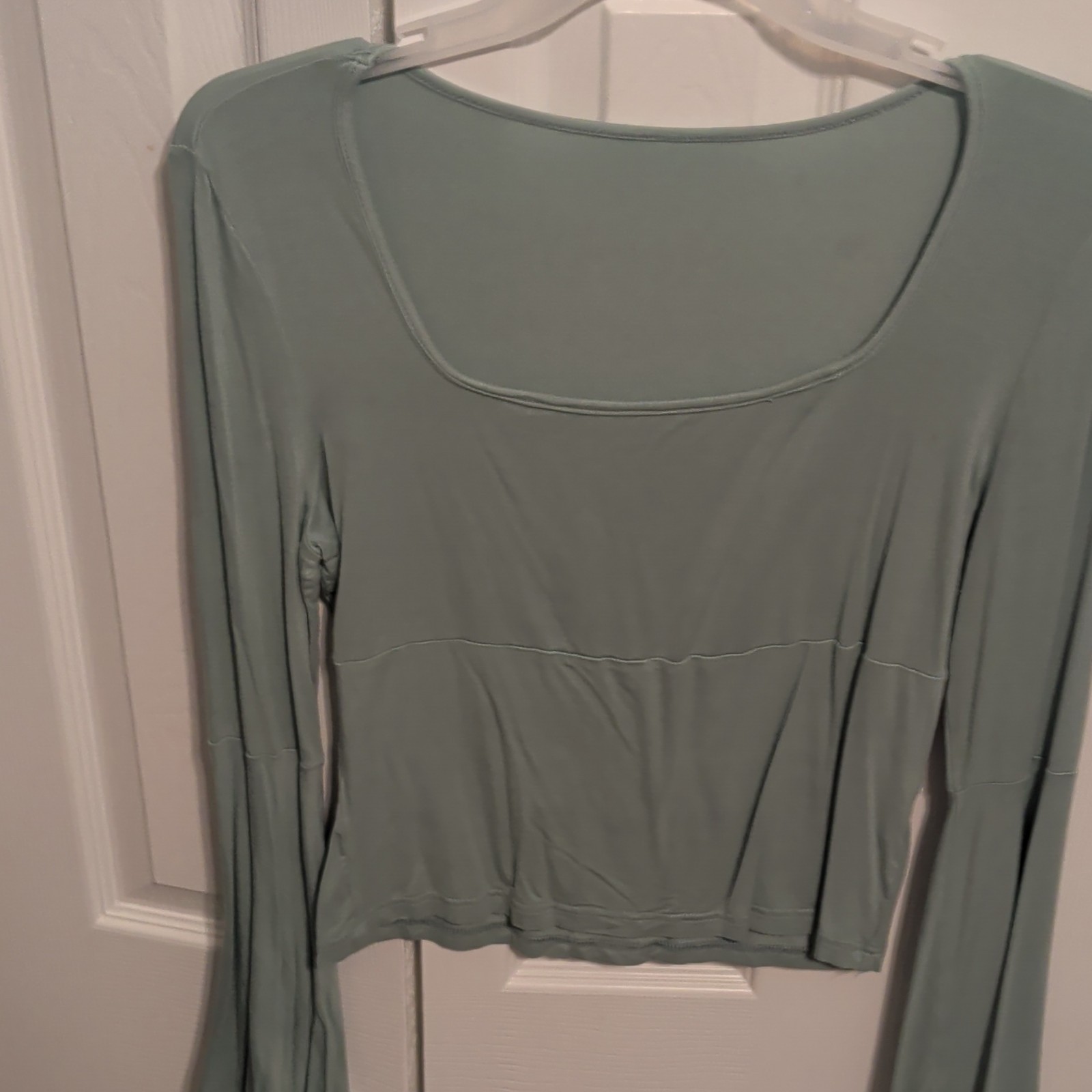 Solid Green Square Neck Long Sleeve Cropped Pullover Top Polyester/Spandex M