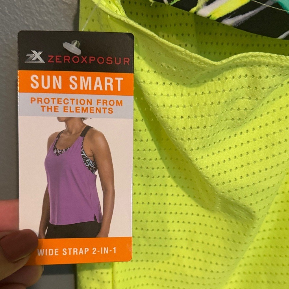 ZeroXposur Women’s Neon Yellow Tank Top