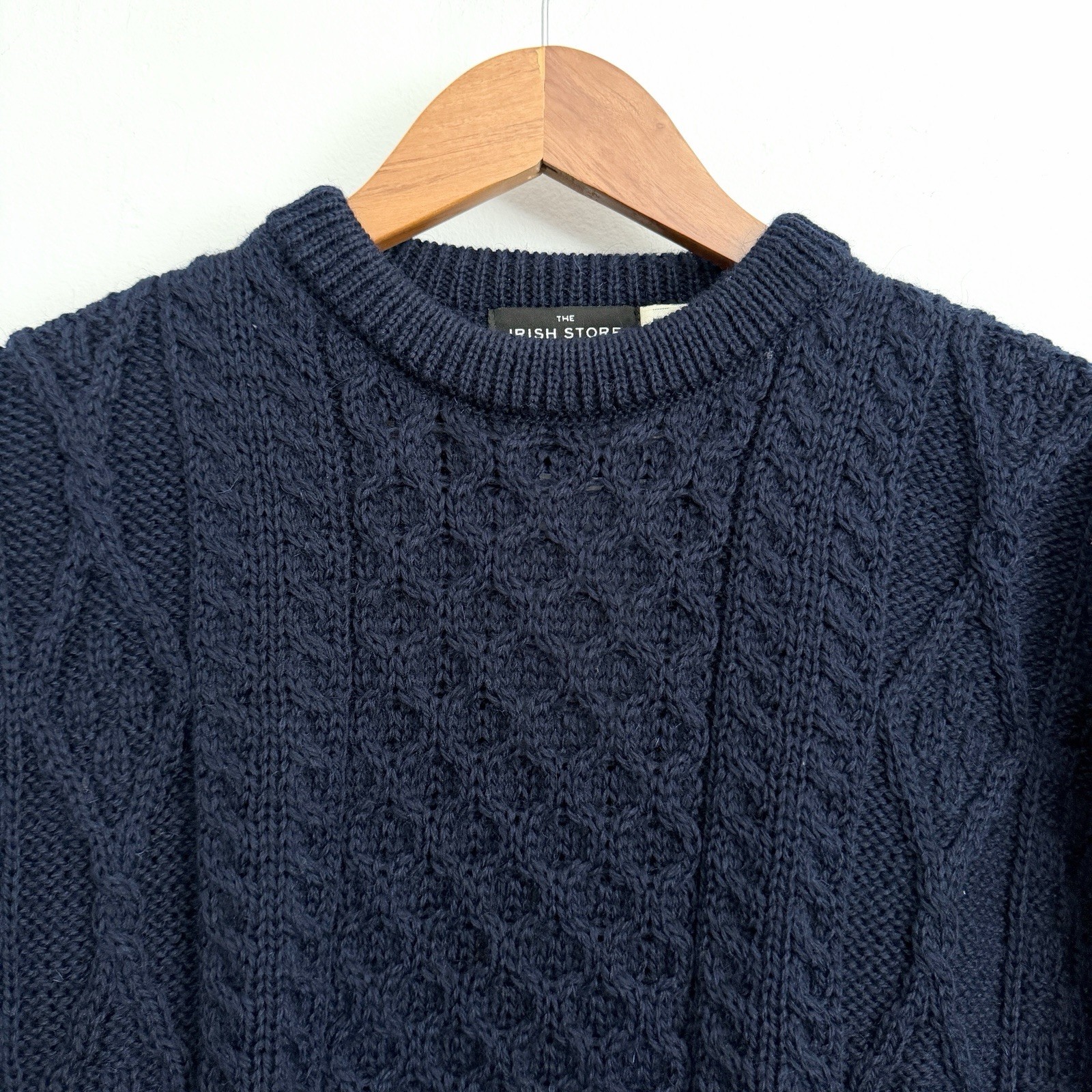 NEW The Irish Store Navy Blue Fisherman Lightweight Crewneck Heritage Sweater M