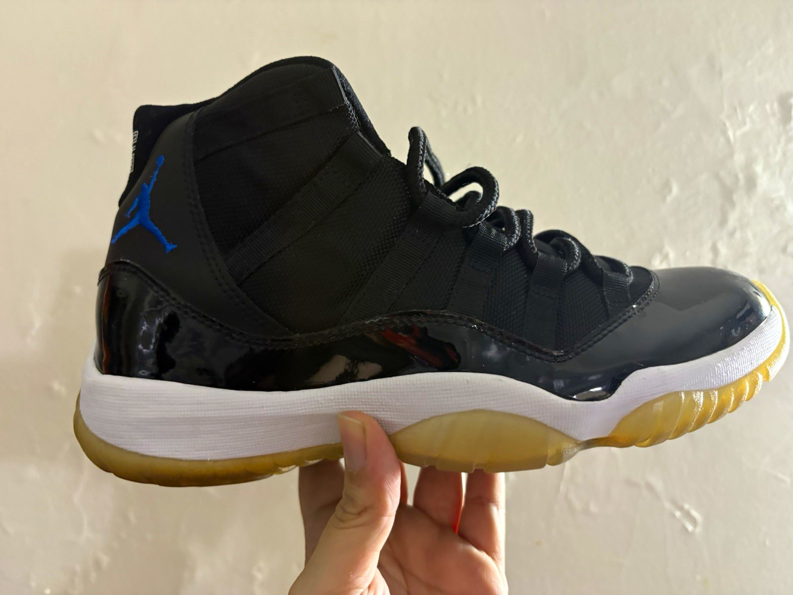 Air Jordan 11 Retro Space Jam (2009) | Code 378037-041 | Preowned Size 9