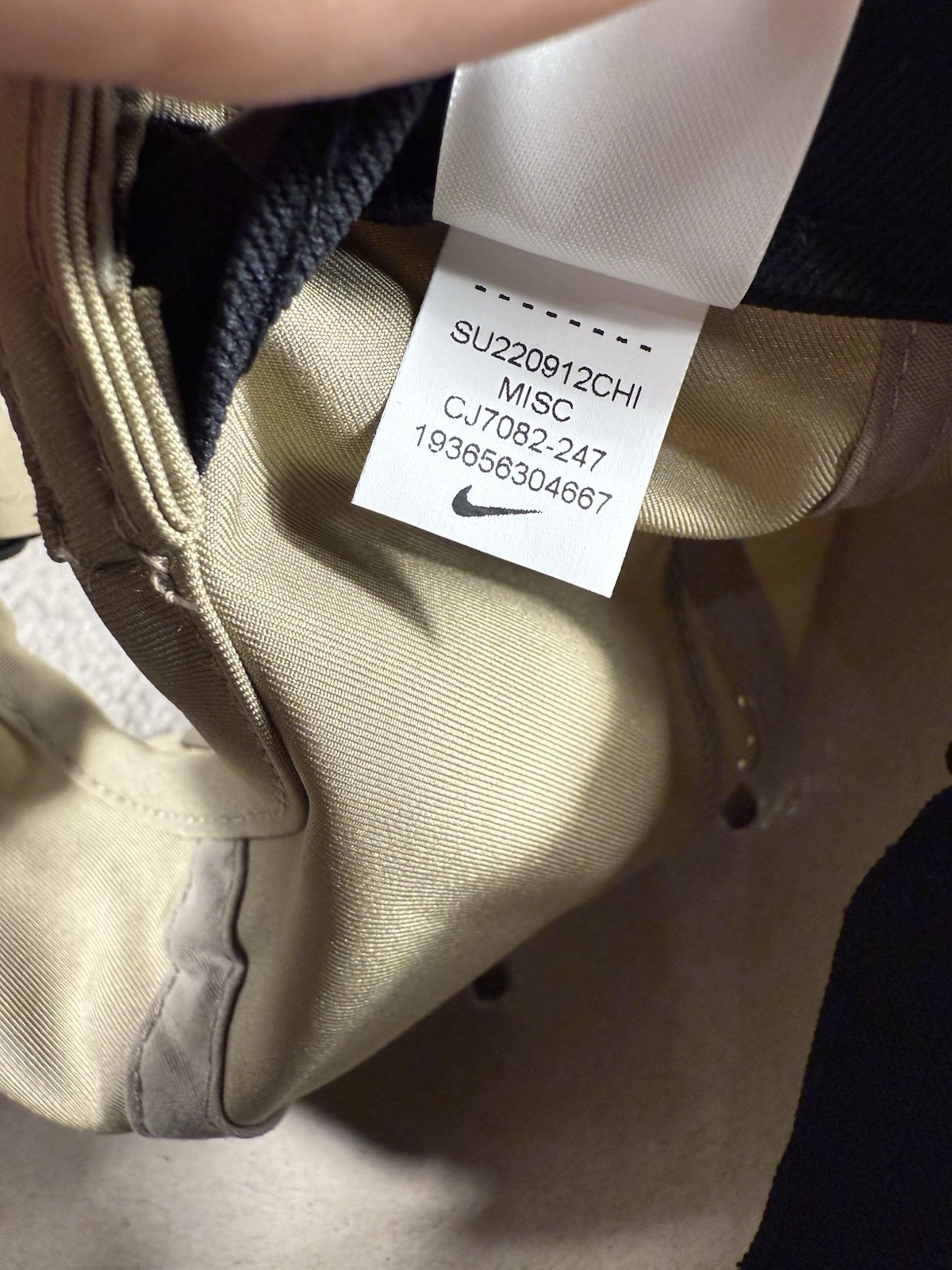 Nike Dri-Fit AeroBill Team Featherlight Khaki CJ7082-247 Adjustable Running Hat
