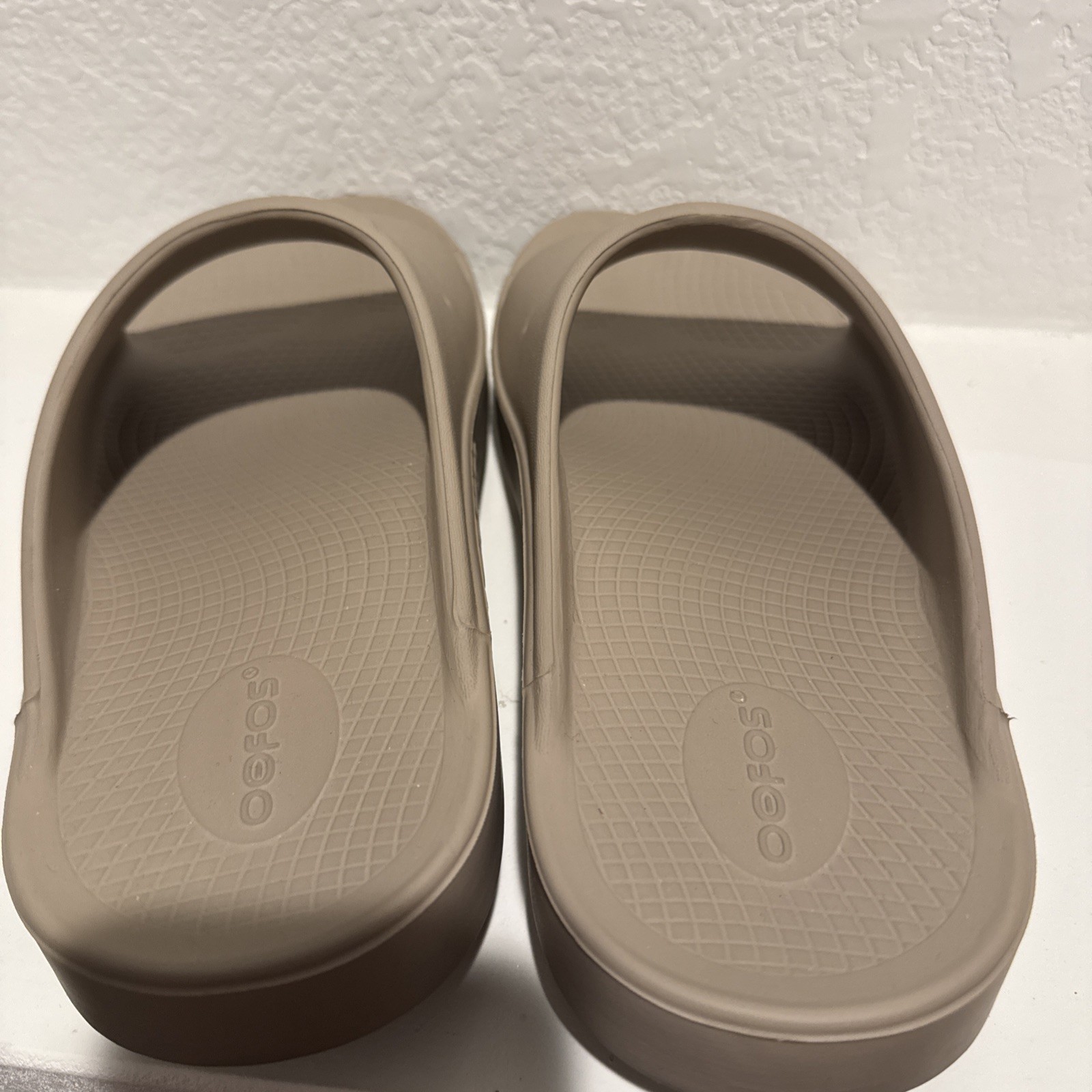 OOFOS Ooahh Black Comfort Slide Sandals Sport Recovery Men Size 10