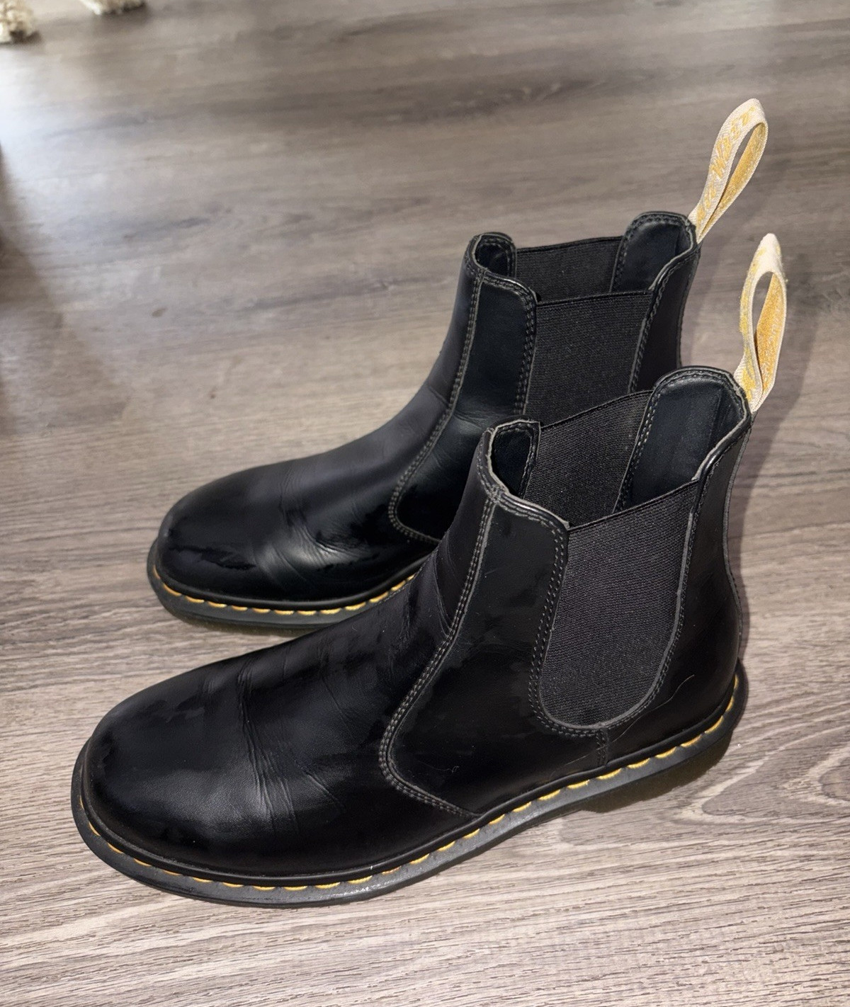 Dr. Martens Black Chelsea Ankle Boots Synthetic Upper Rubber Sole US 9