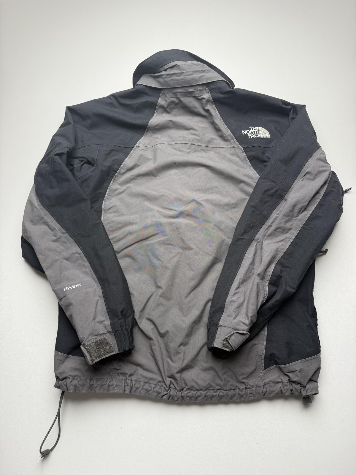 The North Face Jacket Mens Small Gray Black Hooded Full Zip HyVent Ski Snow