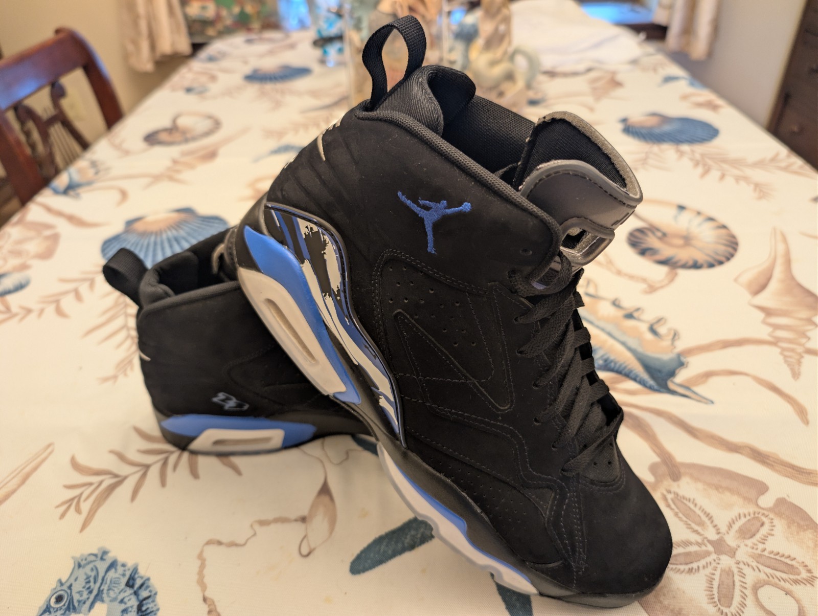 Jordan Jumpman MVP Mid Top Cushioned Basketball Sneakers Black Blue Gray