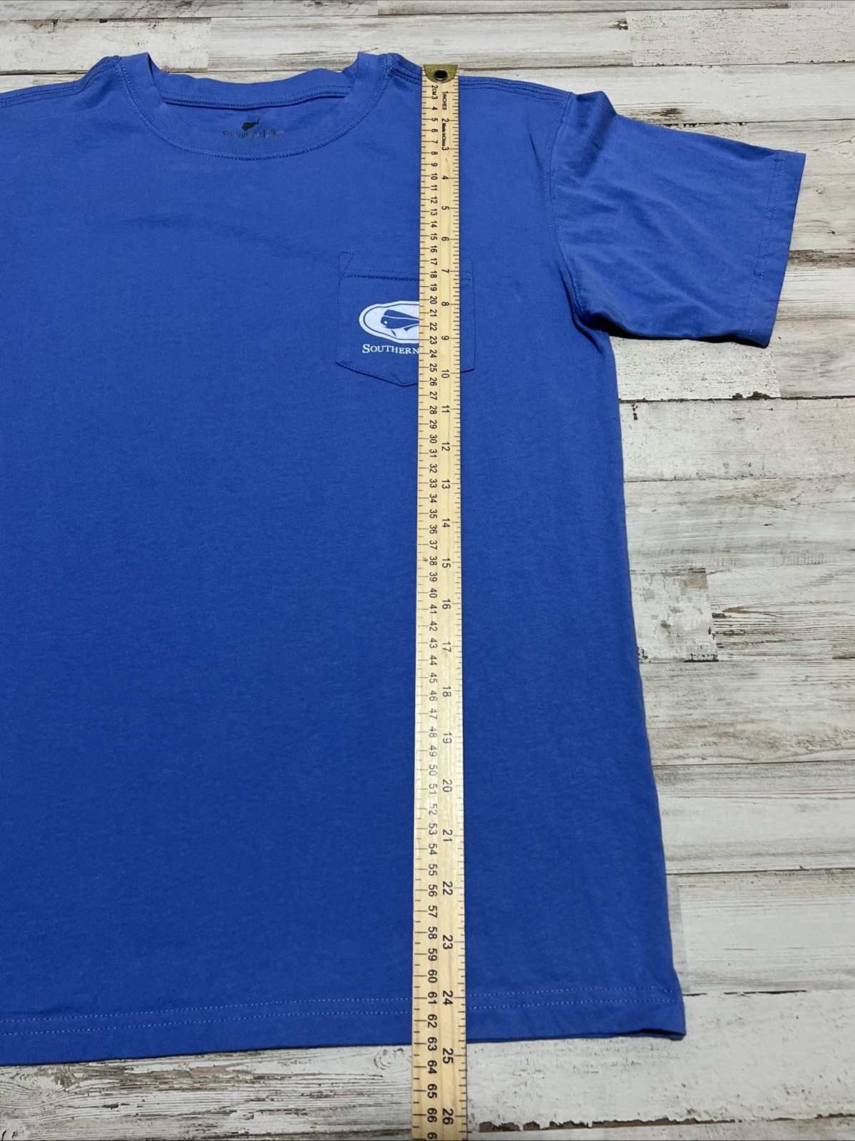 Southern Lure Shirt Youth XL Blue Graphic Cotton Short Sleeve Fishing EUC Soft