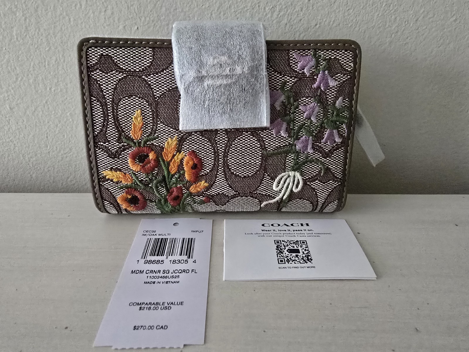 COACH CEC32 Medium Corner Zip Wallet Signature Jacquard w Floral Embroidery NWT