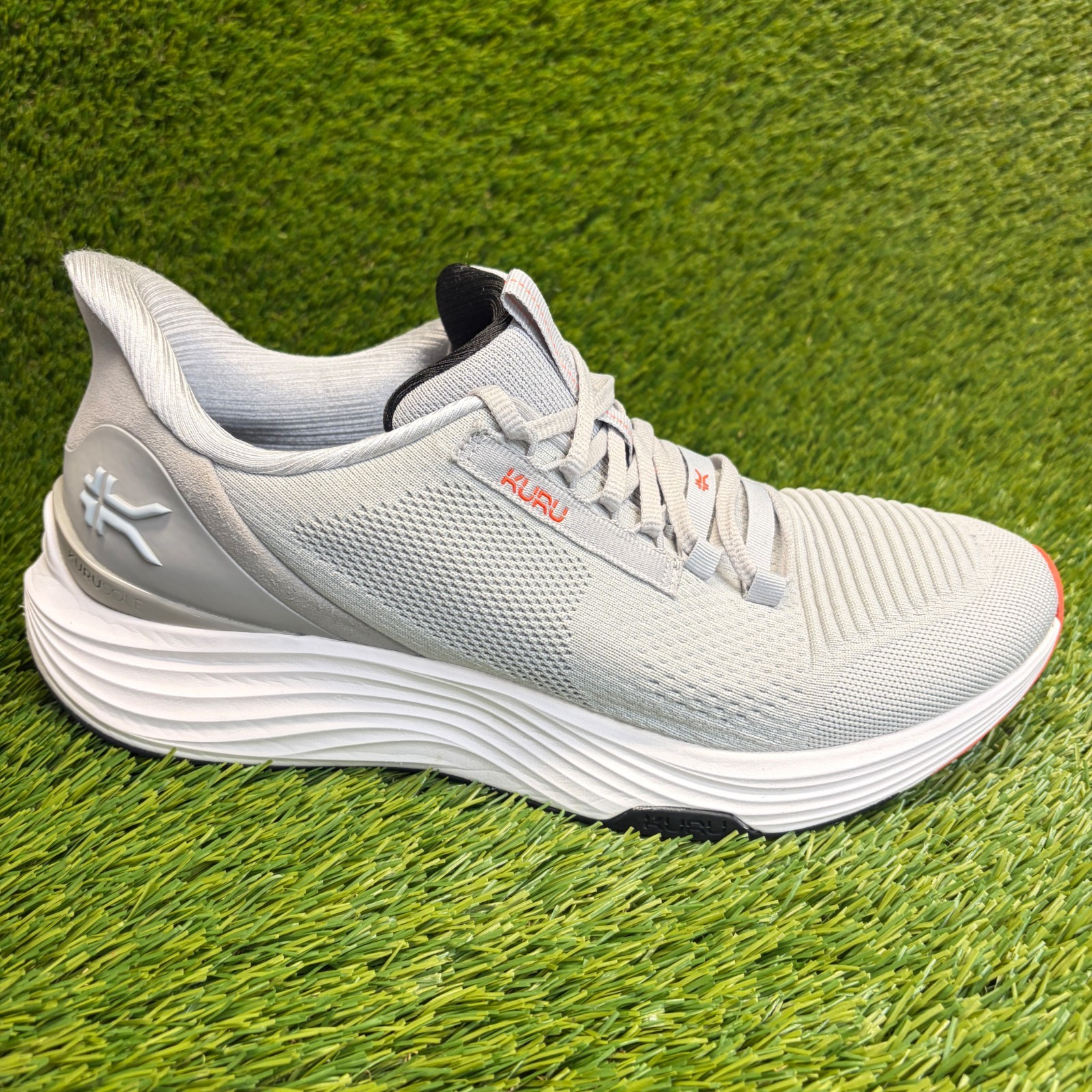 Kuru Atom 2 Mens Size 12.5 Gray White Red Athletic Running Walking Shoes Sneaker