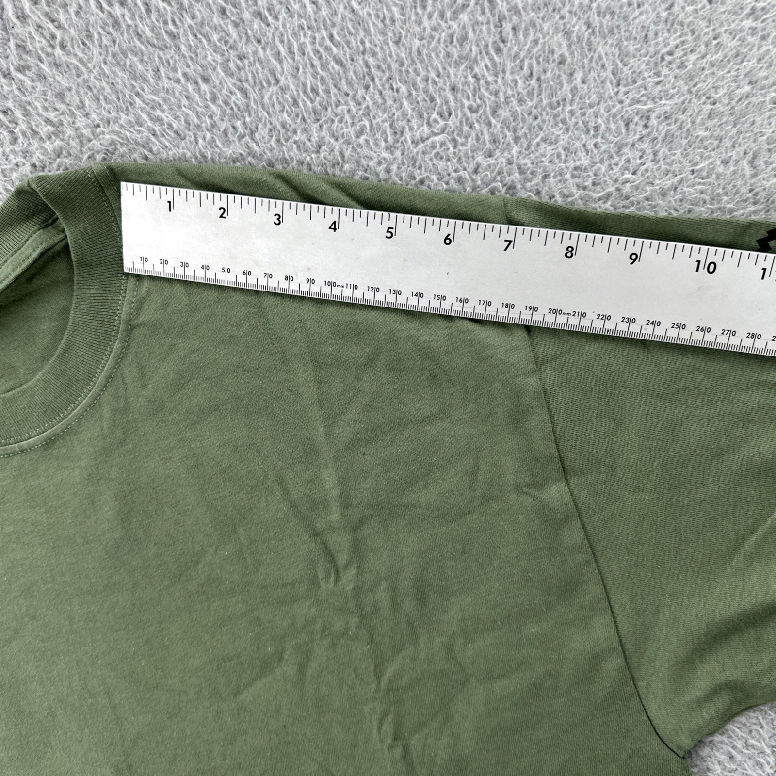 Vintage Hanes Beefy-T Mens L Green Shirt Y2K Art Tee Godzilla King Kong Graphic