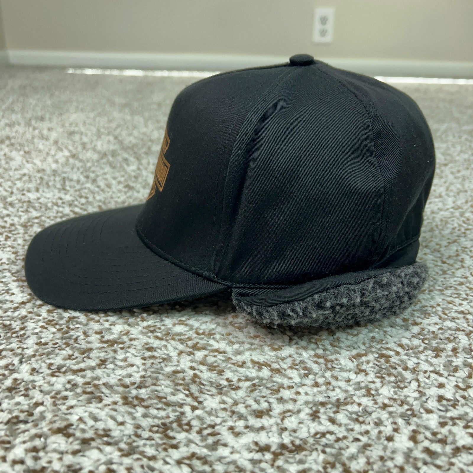 Harley Davidson Mens Hat Cap Medium Black Ear Flap Winter Warm Motorcycle Logo