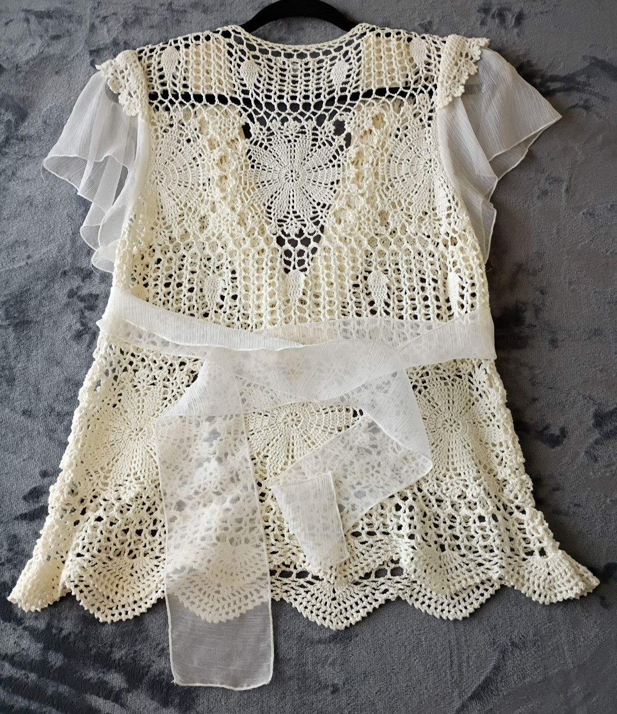STYLE BRAND QUALITY Crochet top`Pearls Ruffle sleeve seed beads NICE!! LARGE