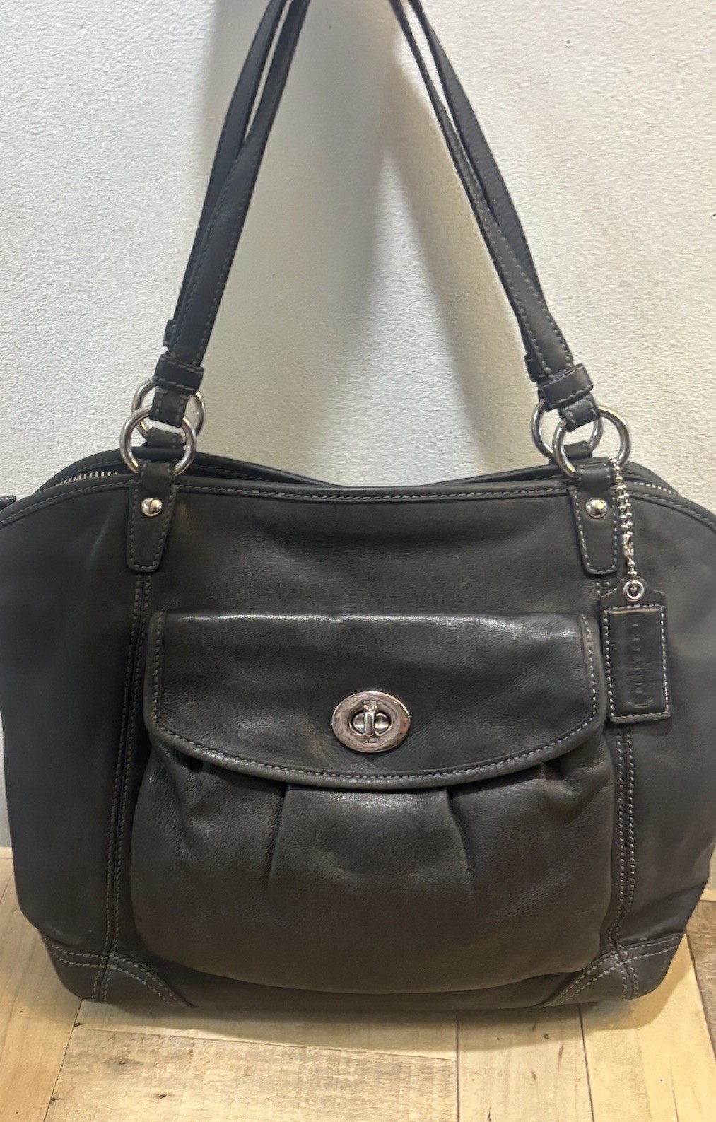 Coach Leah Black Leather Shoulder Bag 13172