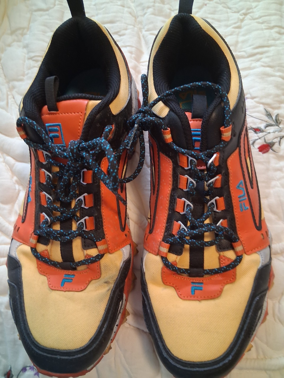 Men’s Fila Sneakers – Size 11.5