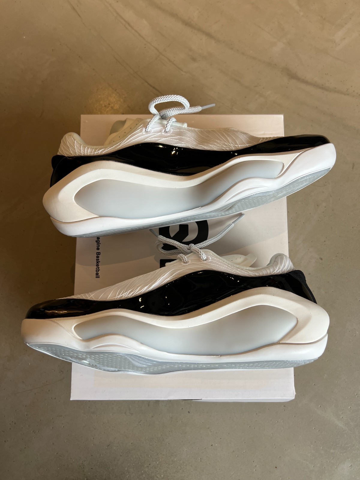 Men’s Size US 9 – EQLZ 247 NXT Source Code Basketball sneakers NEW AUTHENTIC