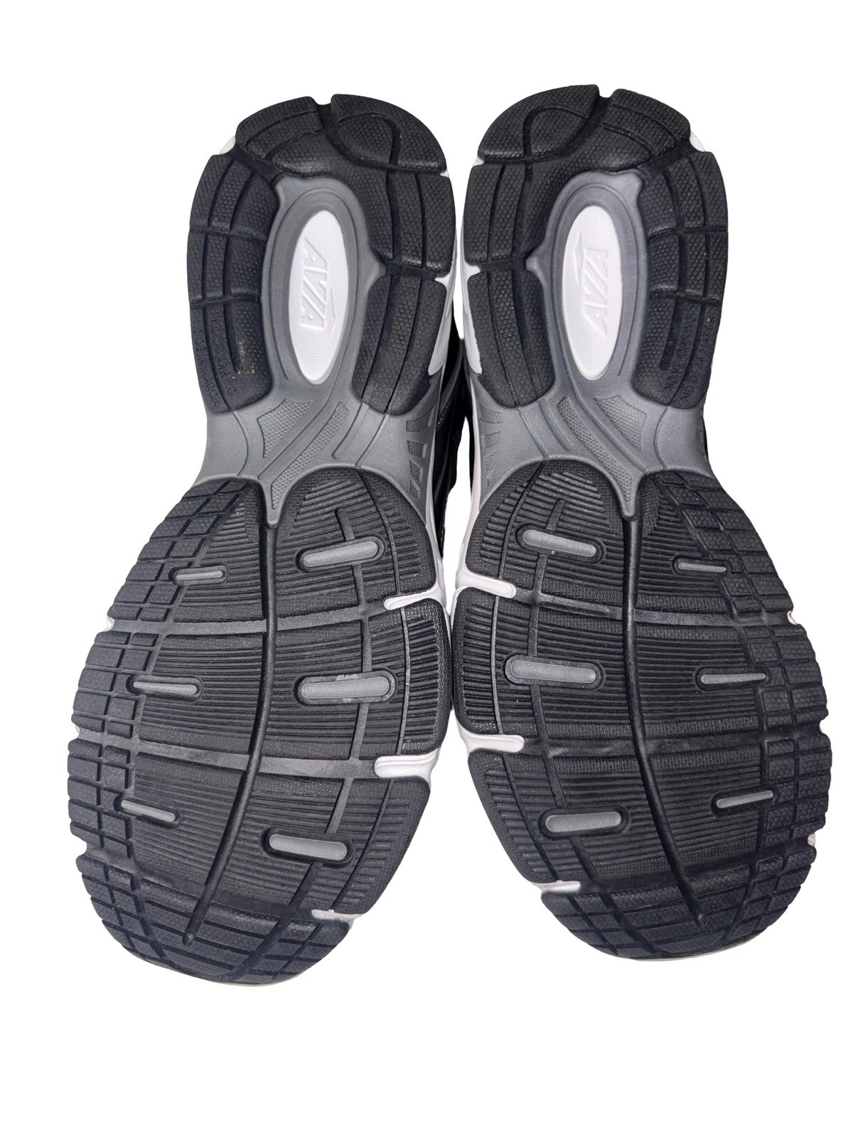 Avia 5000 Performance Walking Sneakers Grey Black White Men’s Size 9.5