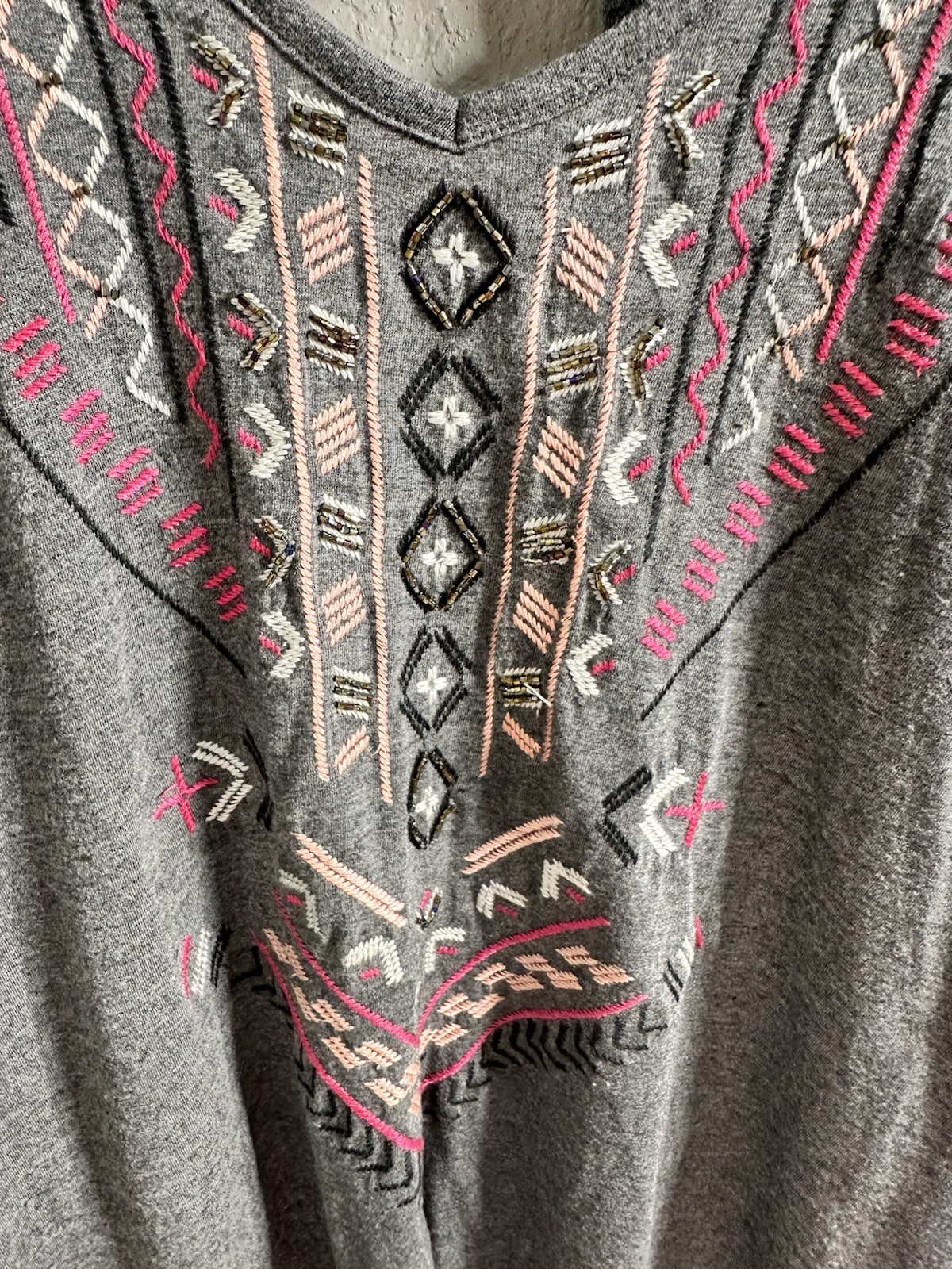 Maurices Women’s Gray Geometric Embroidered Beaded V-Neck Dolman Tunic Top 2X