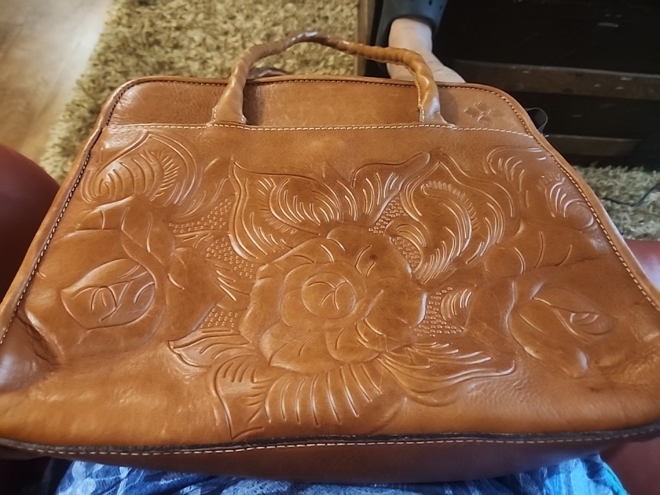 Beautiful Patricia Nash Hand Tooled Brown Leather Shoulder Bag Purse