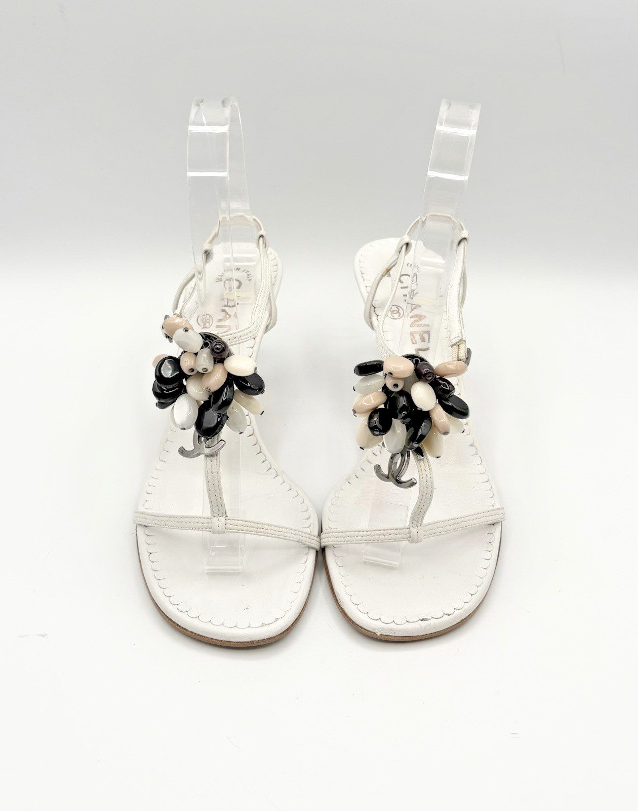 Chanel White Leather T Strap Sandals Beaded Accent CC Logo Vintage Size EU 36.5