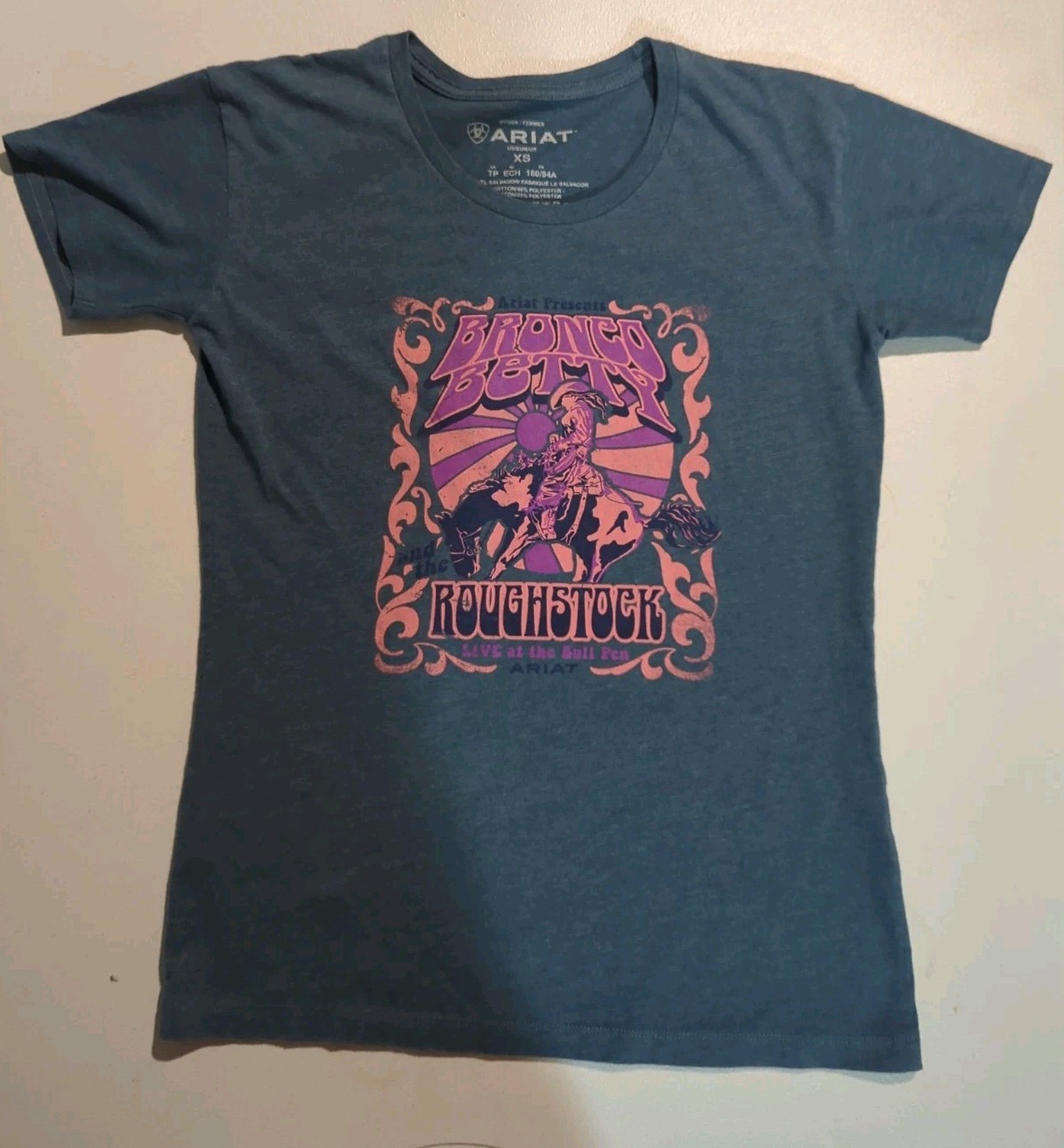 ARIAT Women’s T Shirt Bronco Betty Short Sleeve Steel Blue Heather Sz XS