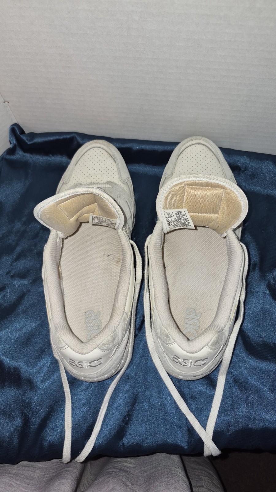 Asics Men’s Gel Diablo Shoes Size 11. Excellent Condition. White And Silver.