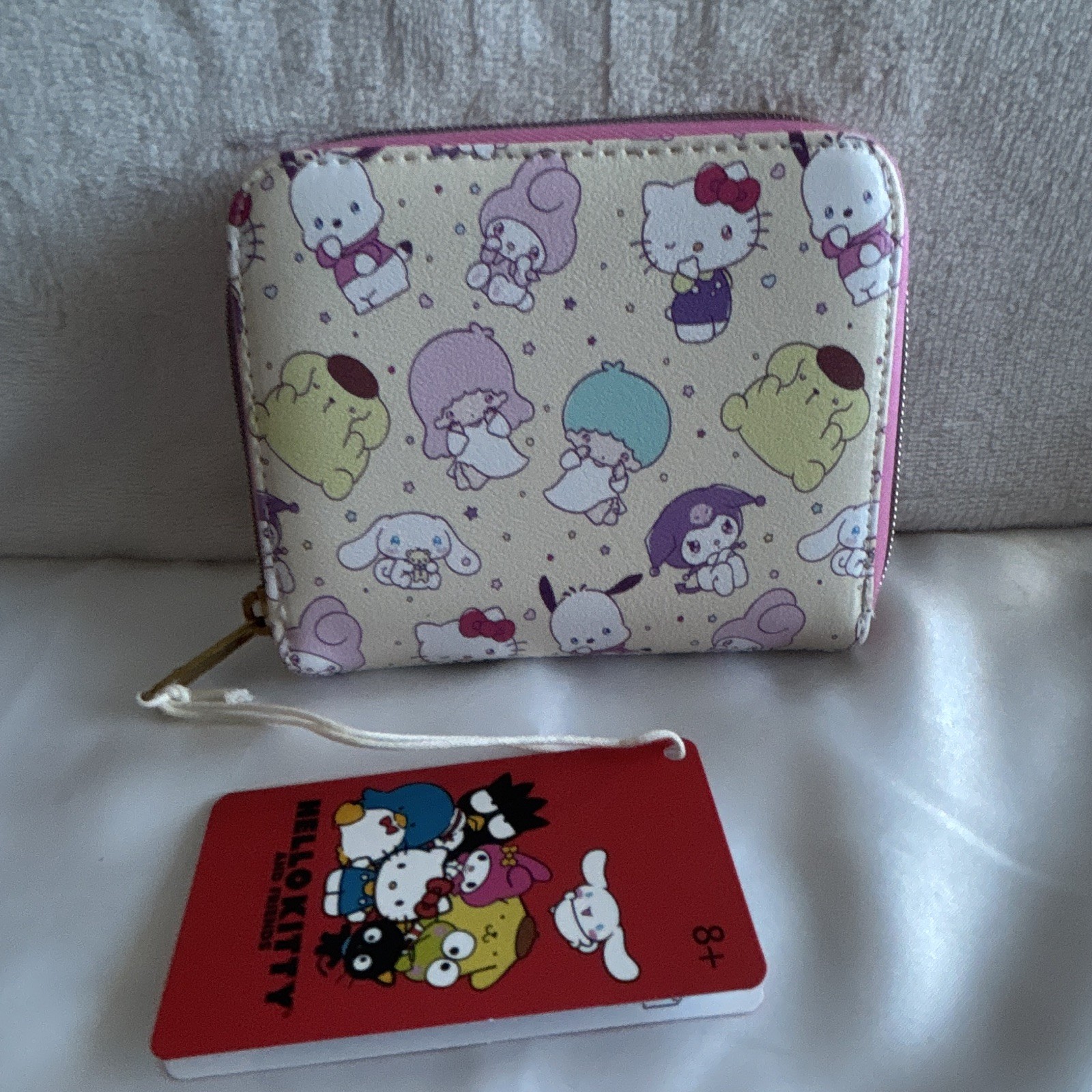 Sanrio Hello Kitty Zip-Around Wallet Cartoon Print, Folding, Card Slots, Pink
