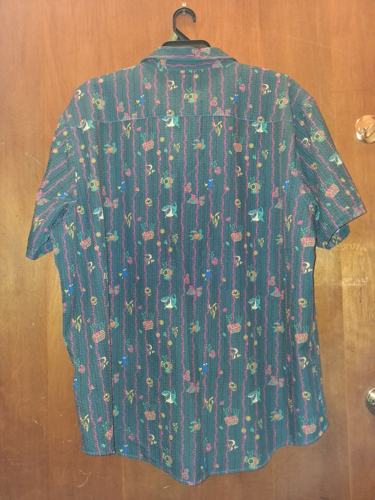 RSVLTS Disney Pixar Finding Nemo Shark Baits Buds Seersucker Shirt 3xl