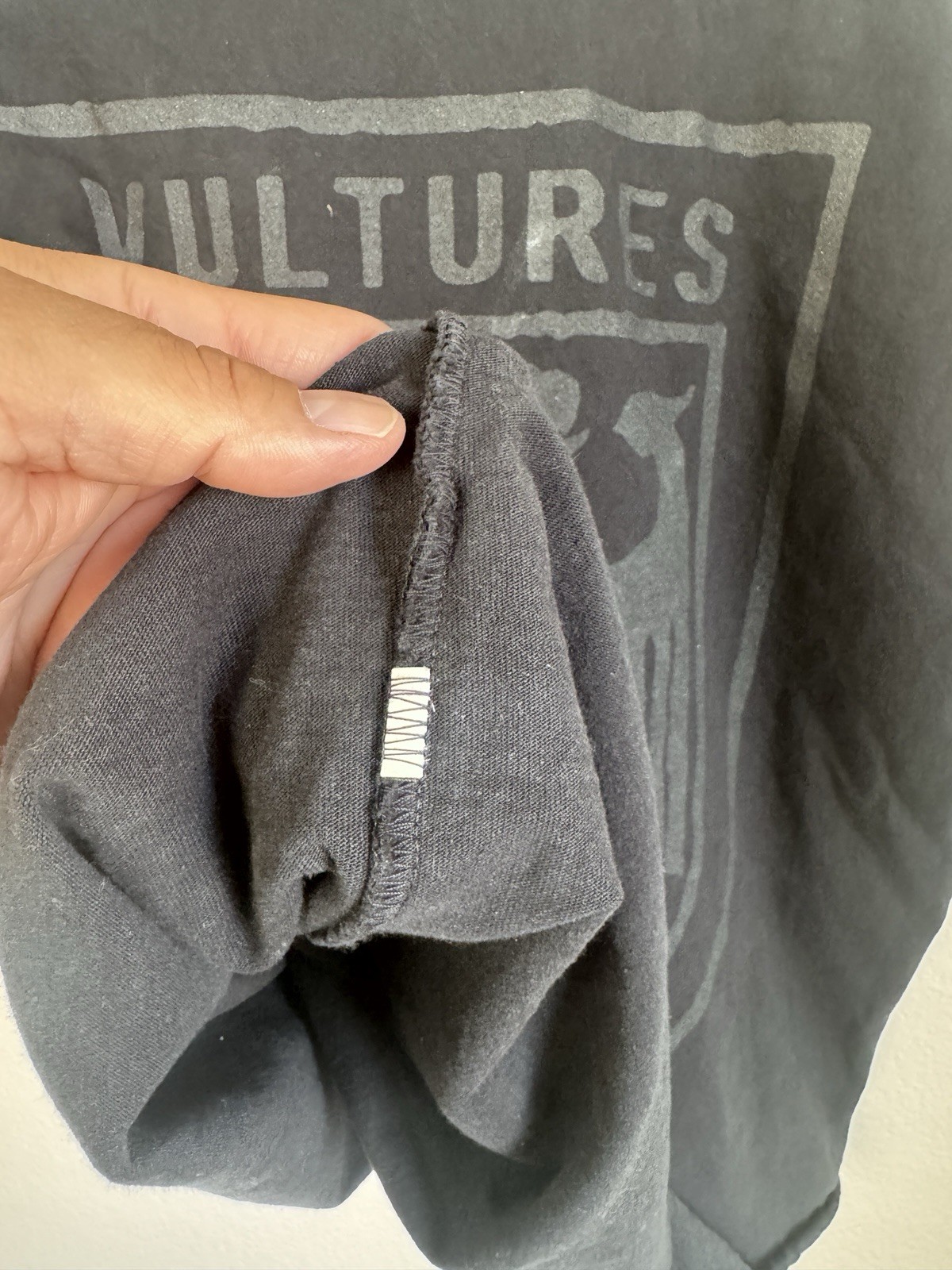 Kanye West Yeezy Vultures Shirt Official Merch Size 2 M/L Black Album Promo