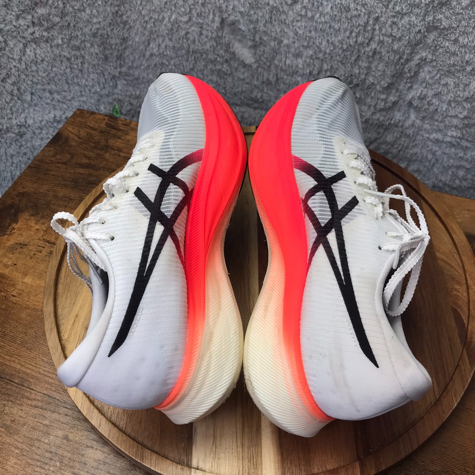 ASICS Metaspeed Edge+ Sneakers M 6.5 W 8 White/Sunrise Red Gym Running Shoes