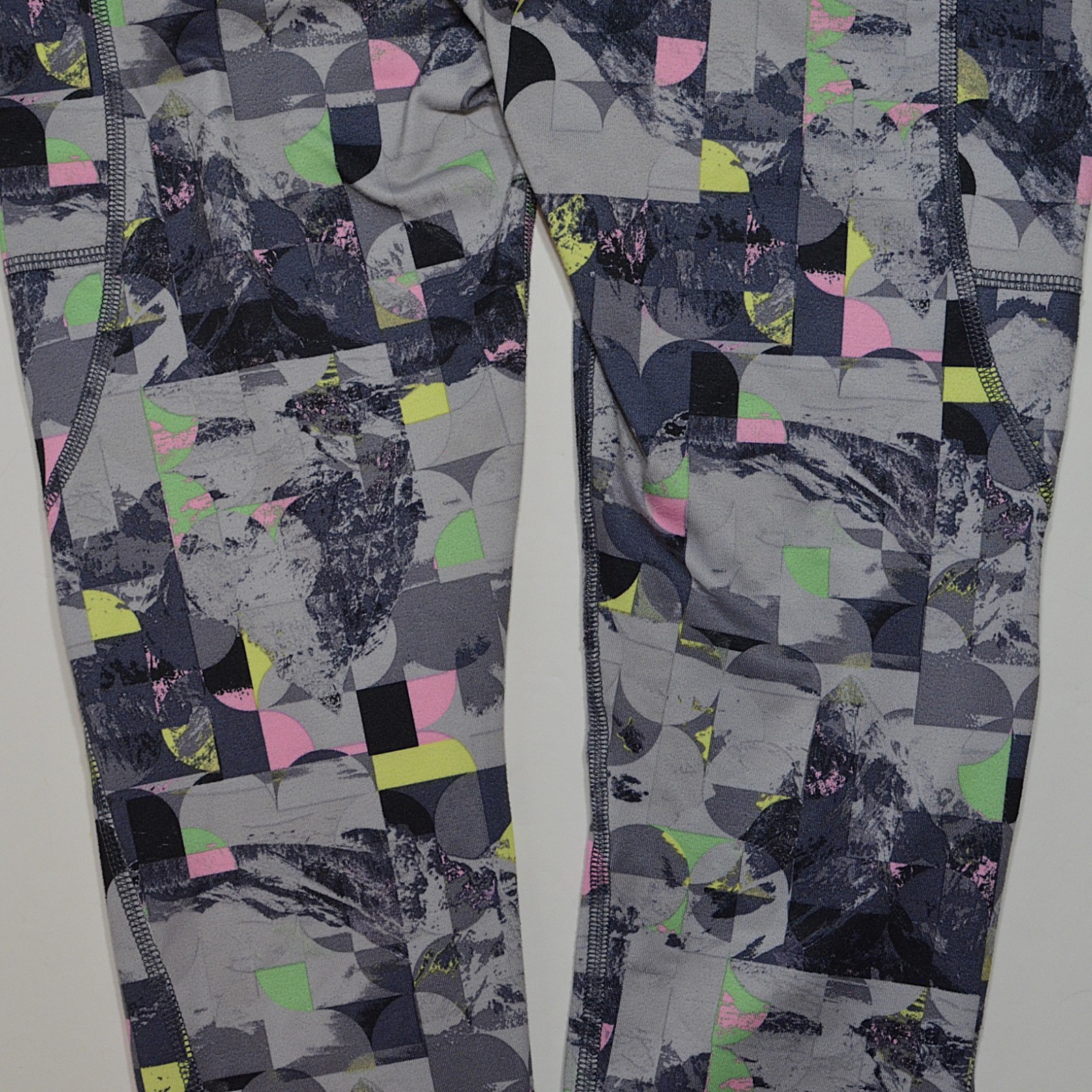Athletic Pants Girls L 10/12 Gray Multicolor Pockets Athletic Works Yoga Sports