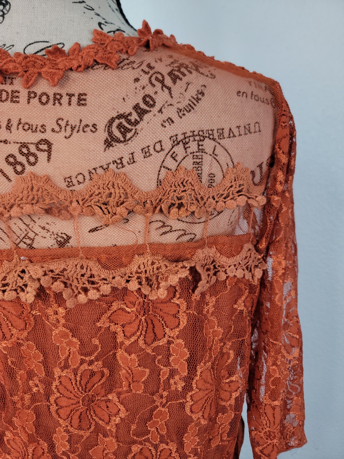 NWT Pretty Angel Top Sz Medium Lace Overlaid Semi Sheer Orange Rust Boho Sheer
