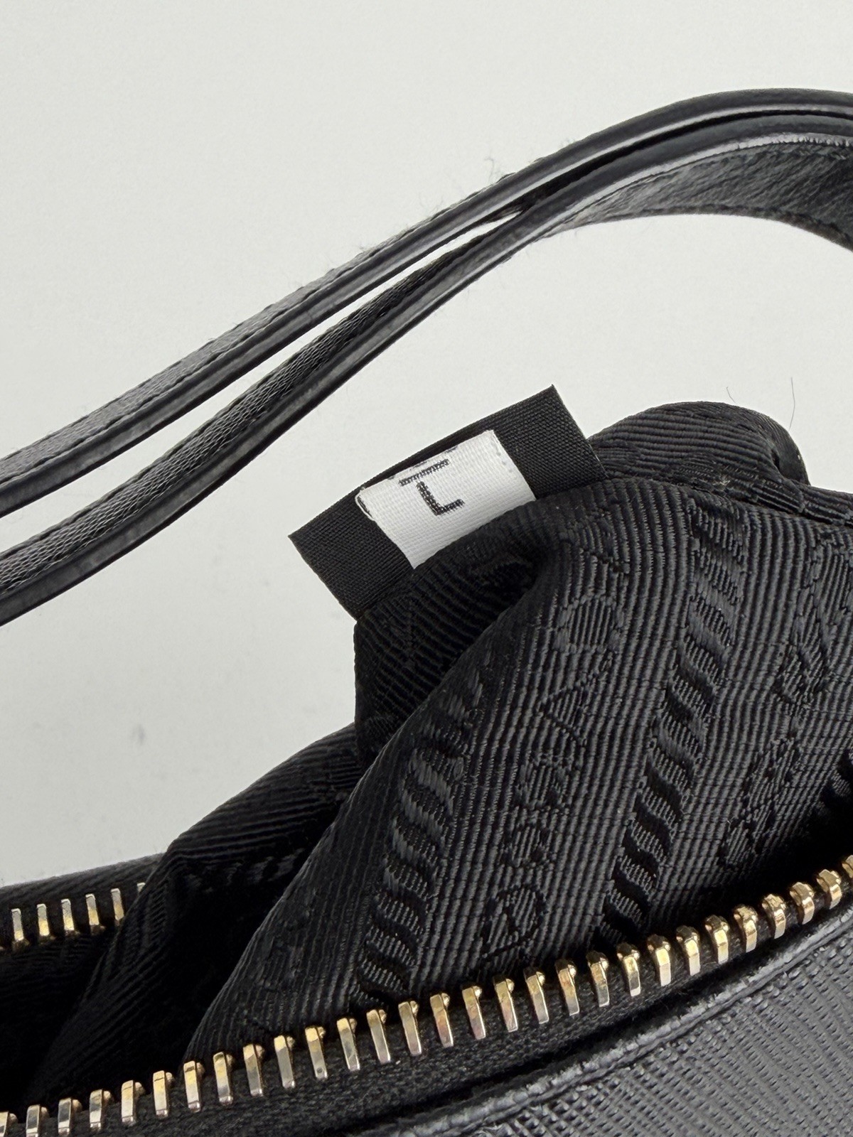 Prada Re-Edition 2005 Saffiano Leather Mini Bag in Black with Key Ring D-3