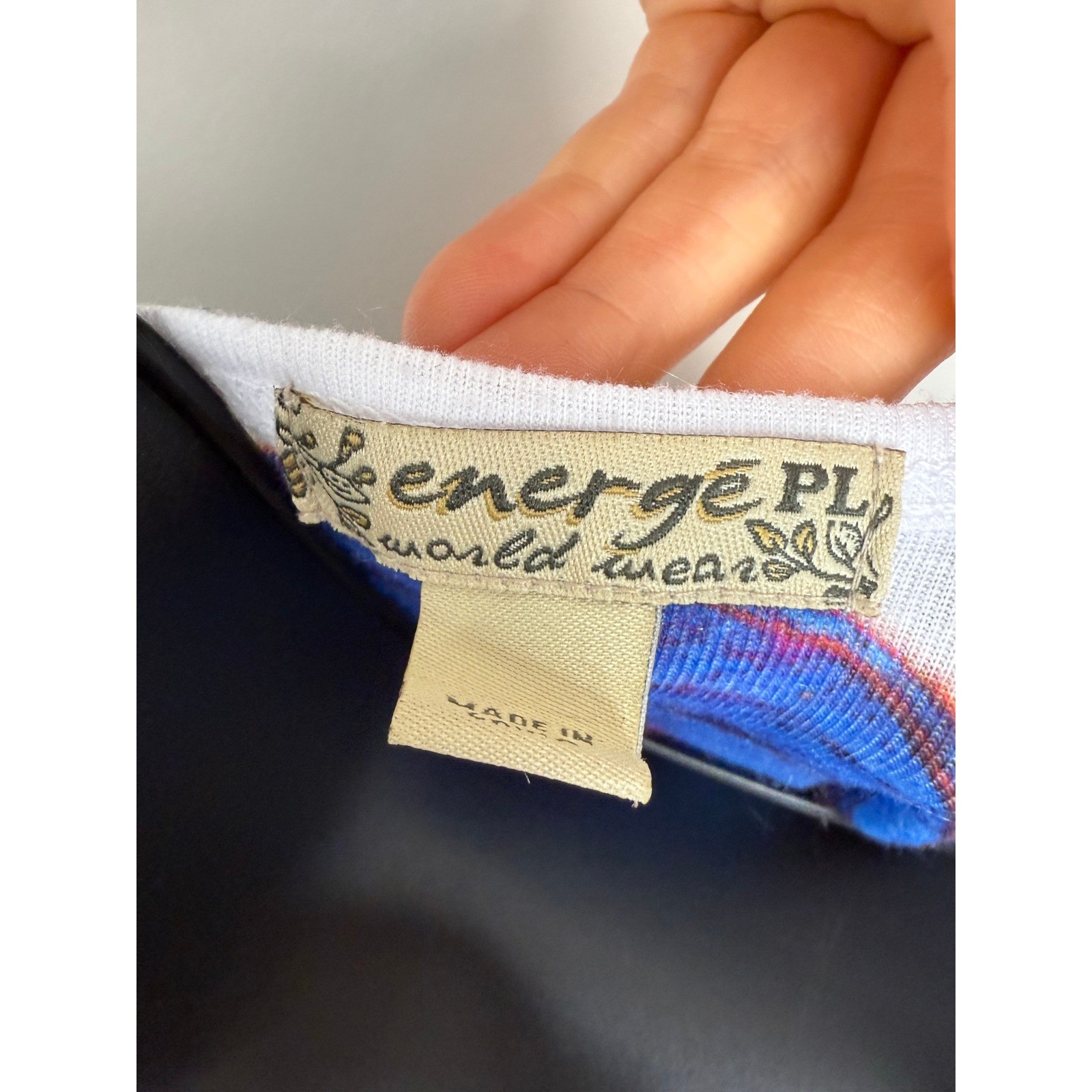 Energe World Wear Top Womens PL White Butterfly Graphic Print Scoop Short Sl
