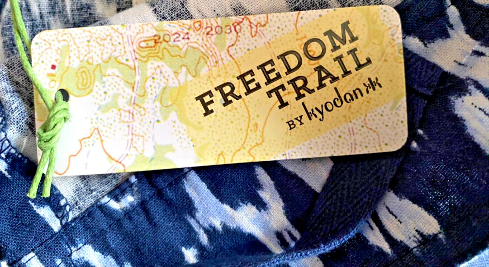 NEW! Freedom Trail by Kyodan Cotton Blend Blue/White Geometric Printed Capri