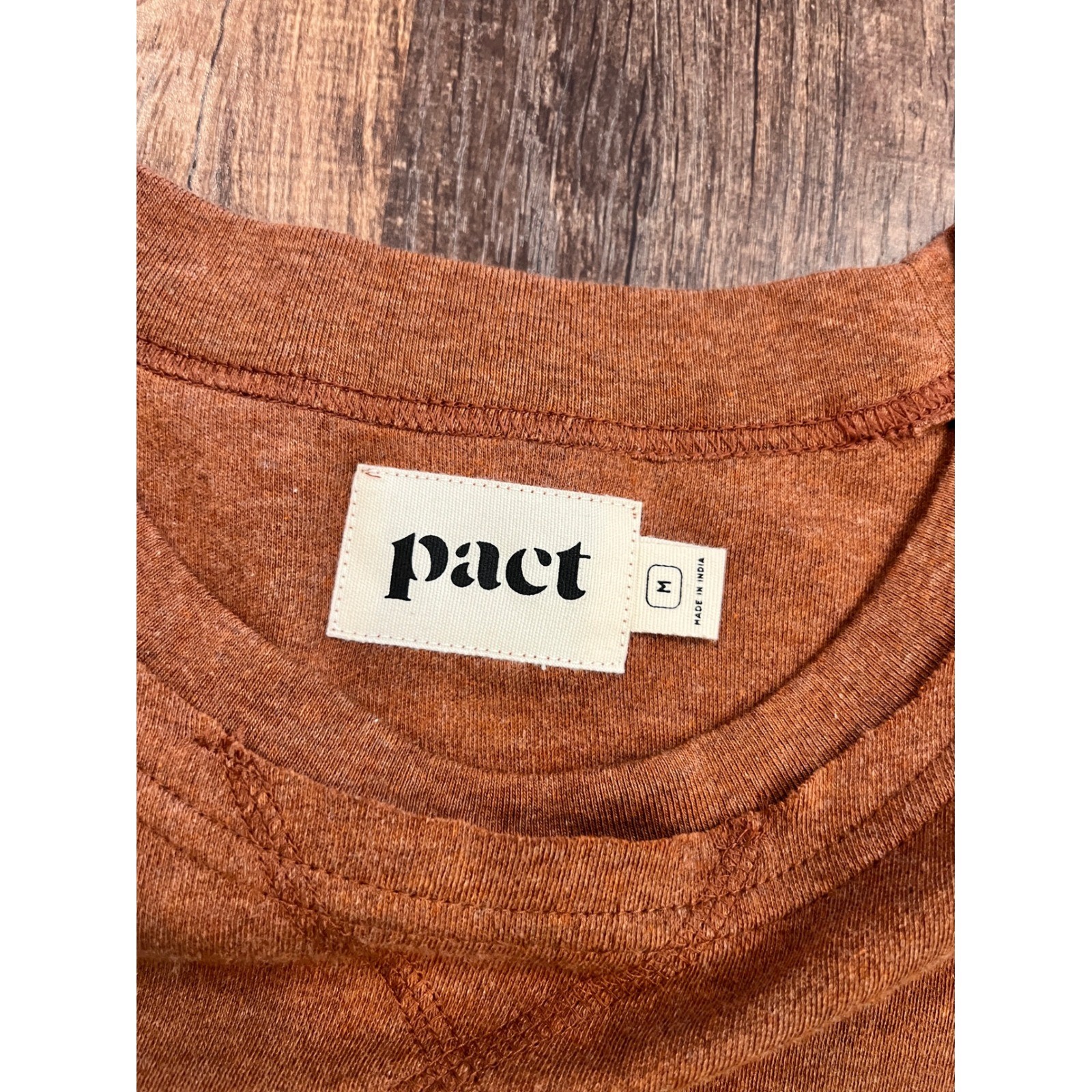 Pact Organic Cotton Long Sleeve High Low Top Cedar Brown Heather Womens Medium