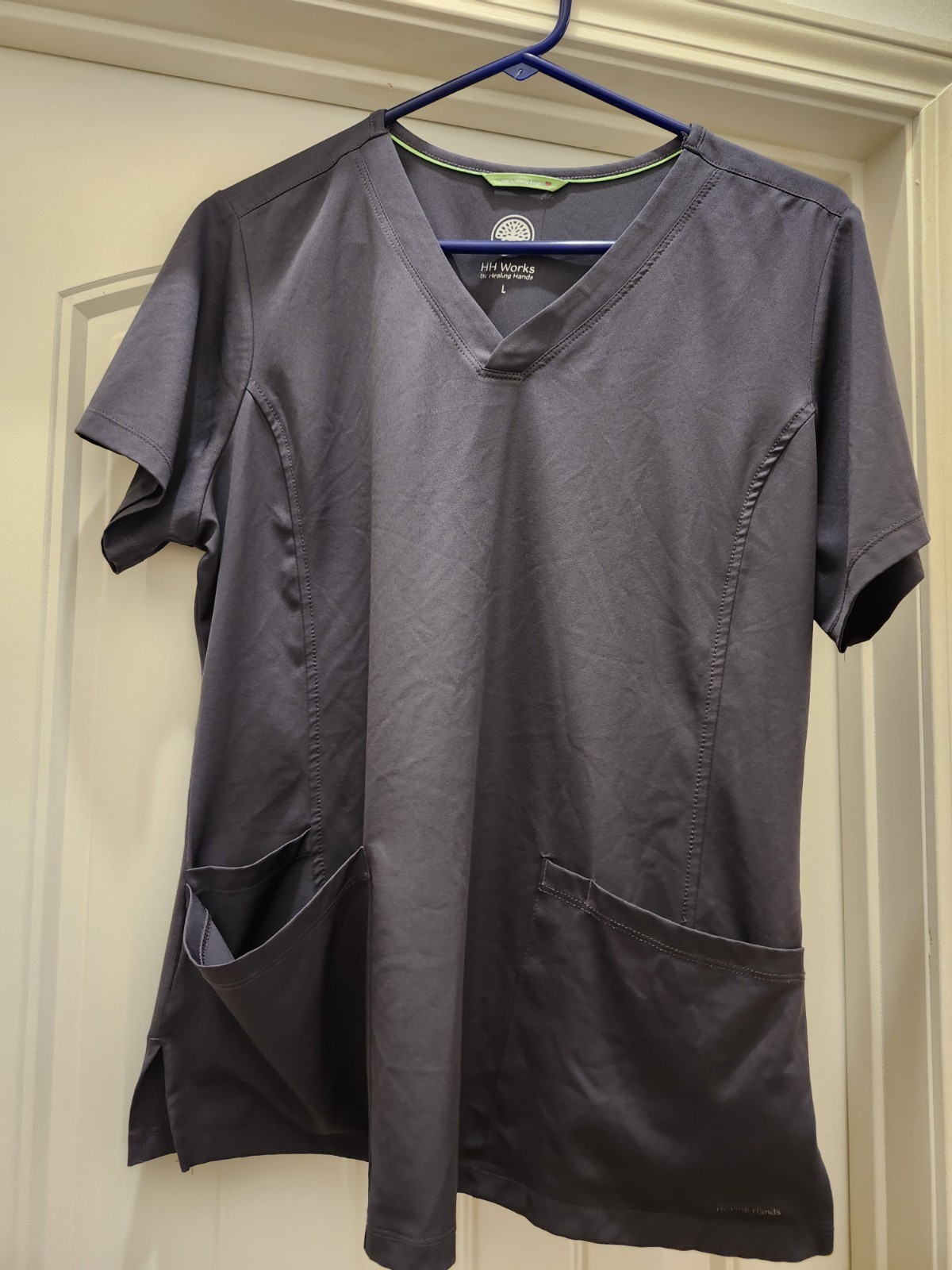 Healing Hands Monica Gray Scrub Top Size Large V-Neck Front Pockets