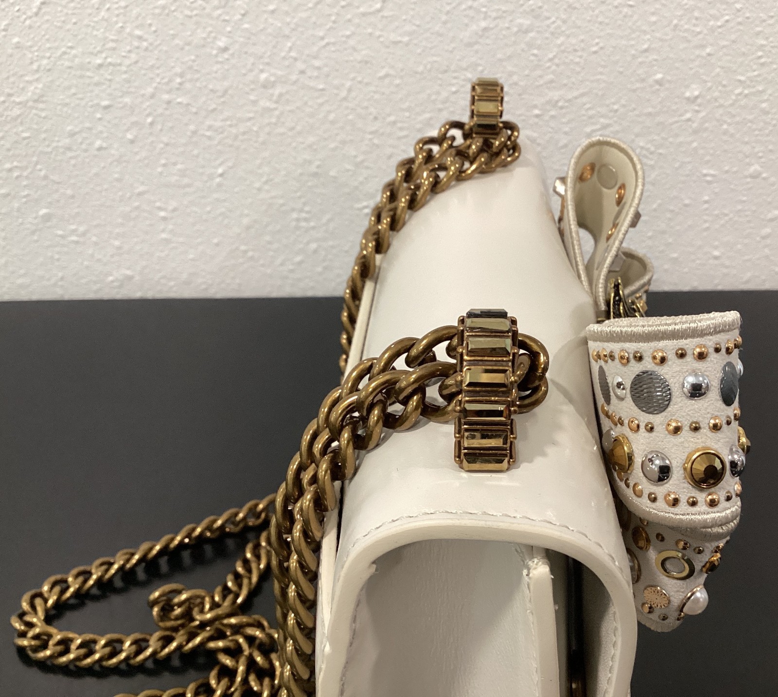 Kurt Geiger Small Shoreditch Bow Bone Leather Gems Studs 7.75″x5″x2.25″ Boxed