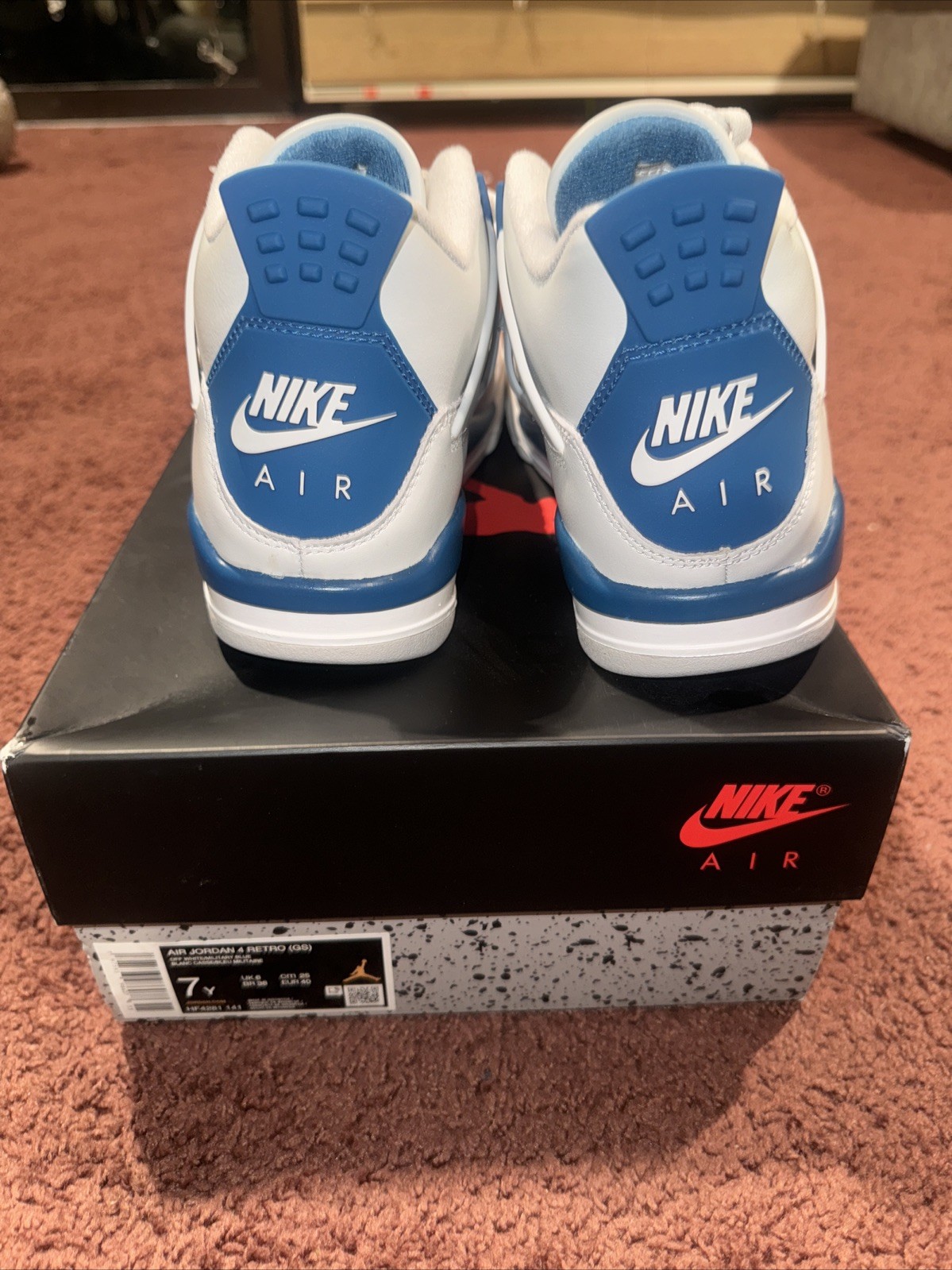 Jordan 4 Military Blue (2024)