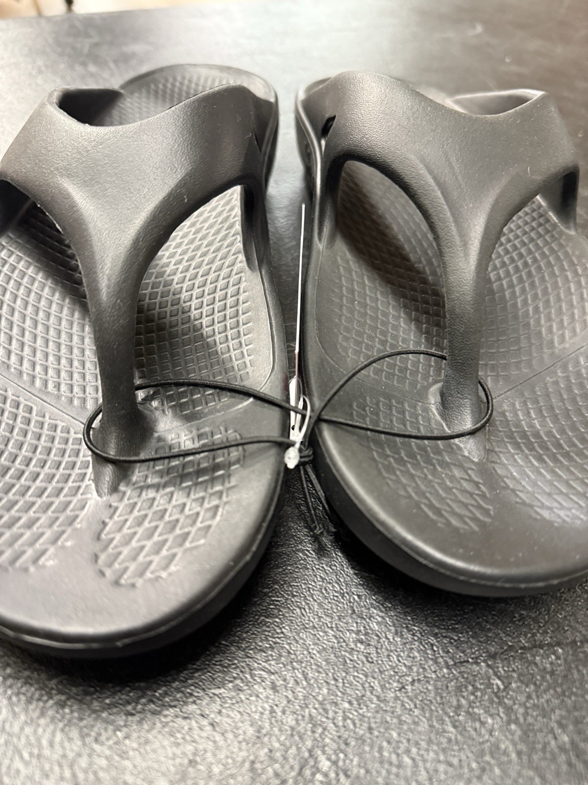 Hurley Men’s Injection Step-In Non-Slip Grip Flip Flop